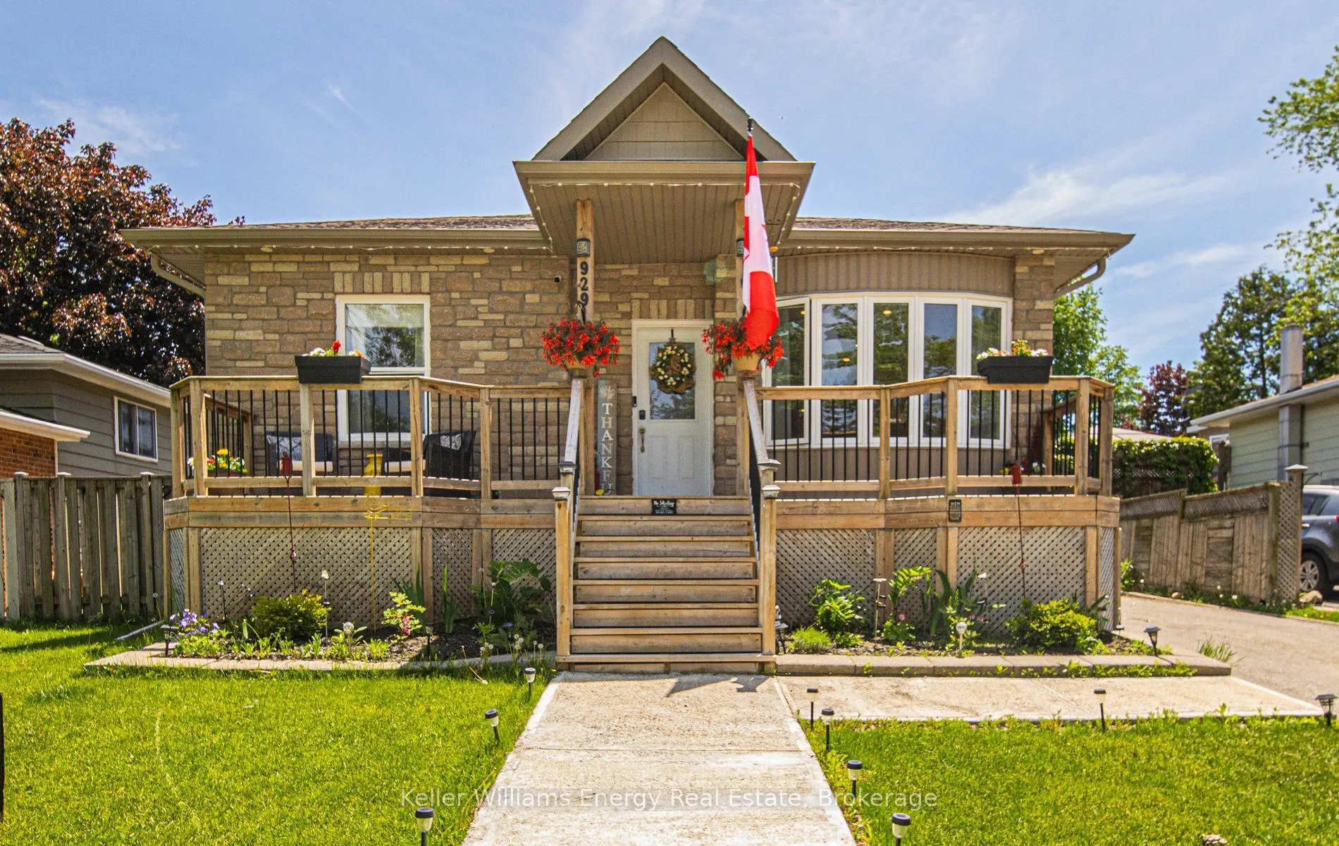 Photo 1 of 929 Dublin Street, Whitby, Pringle Creek — HOMEH