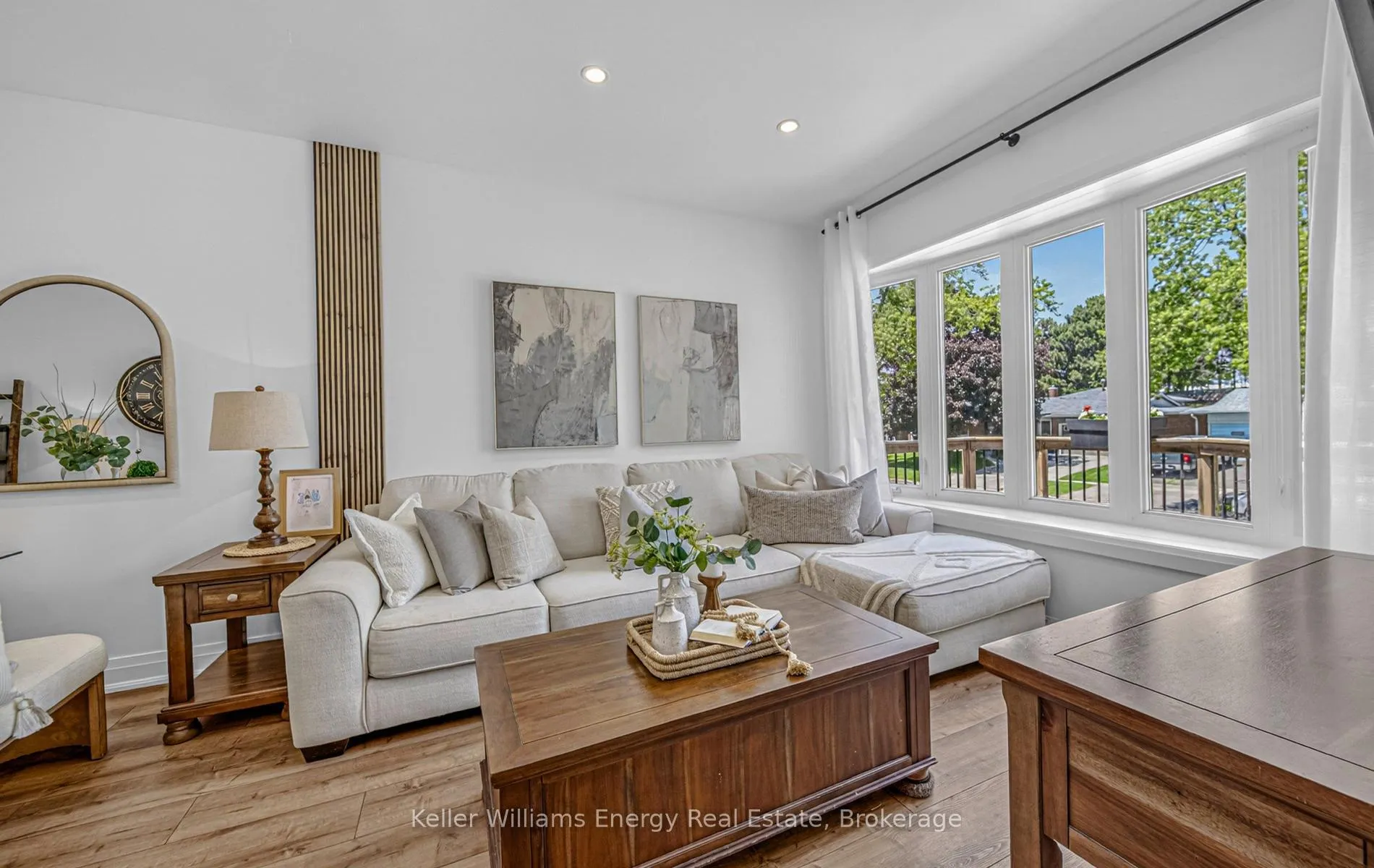 Photo 6 of 929 Dublin Street, Whitby, Pringle Creek — HOMEH