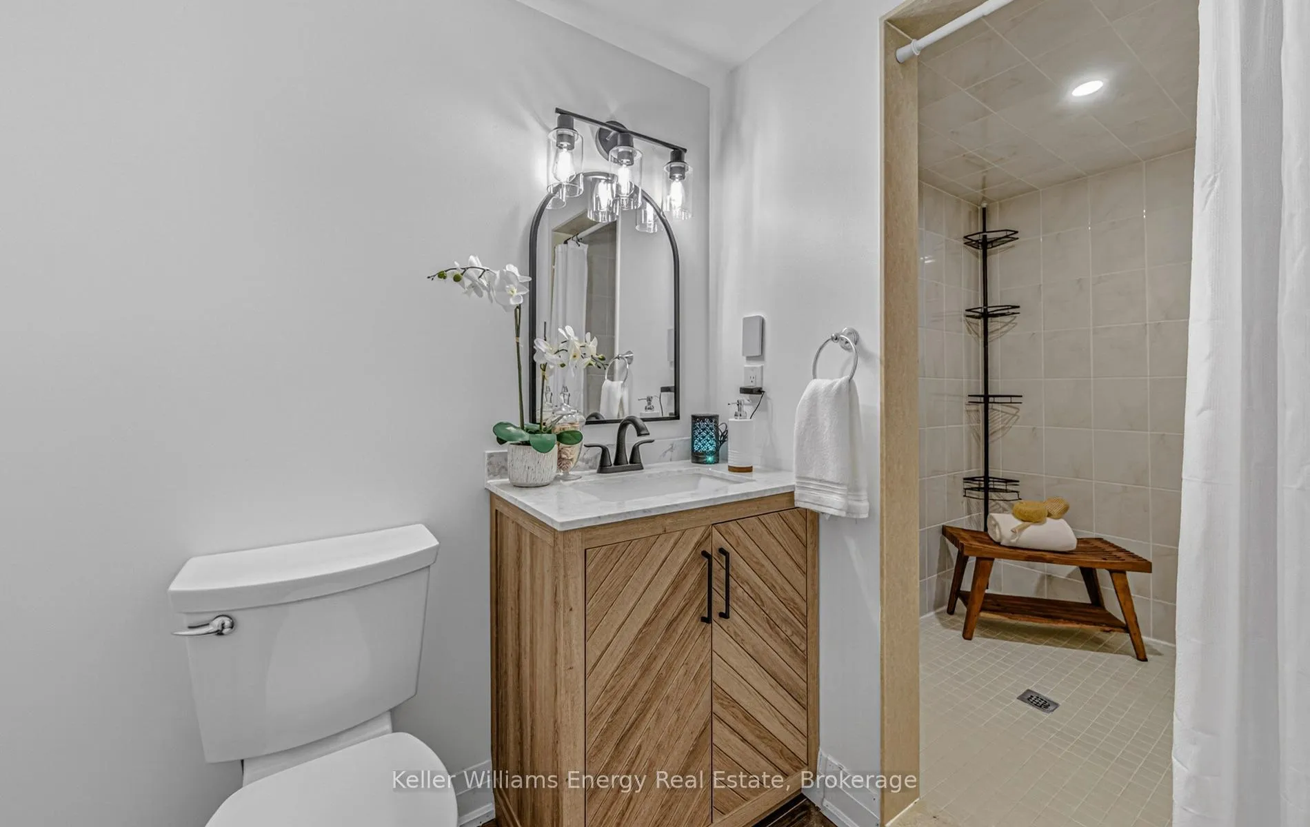 Photo 33 of 929 Dublin Street, Whitby, Pringle Creek — HOMEH