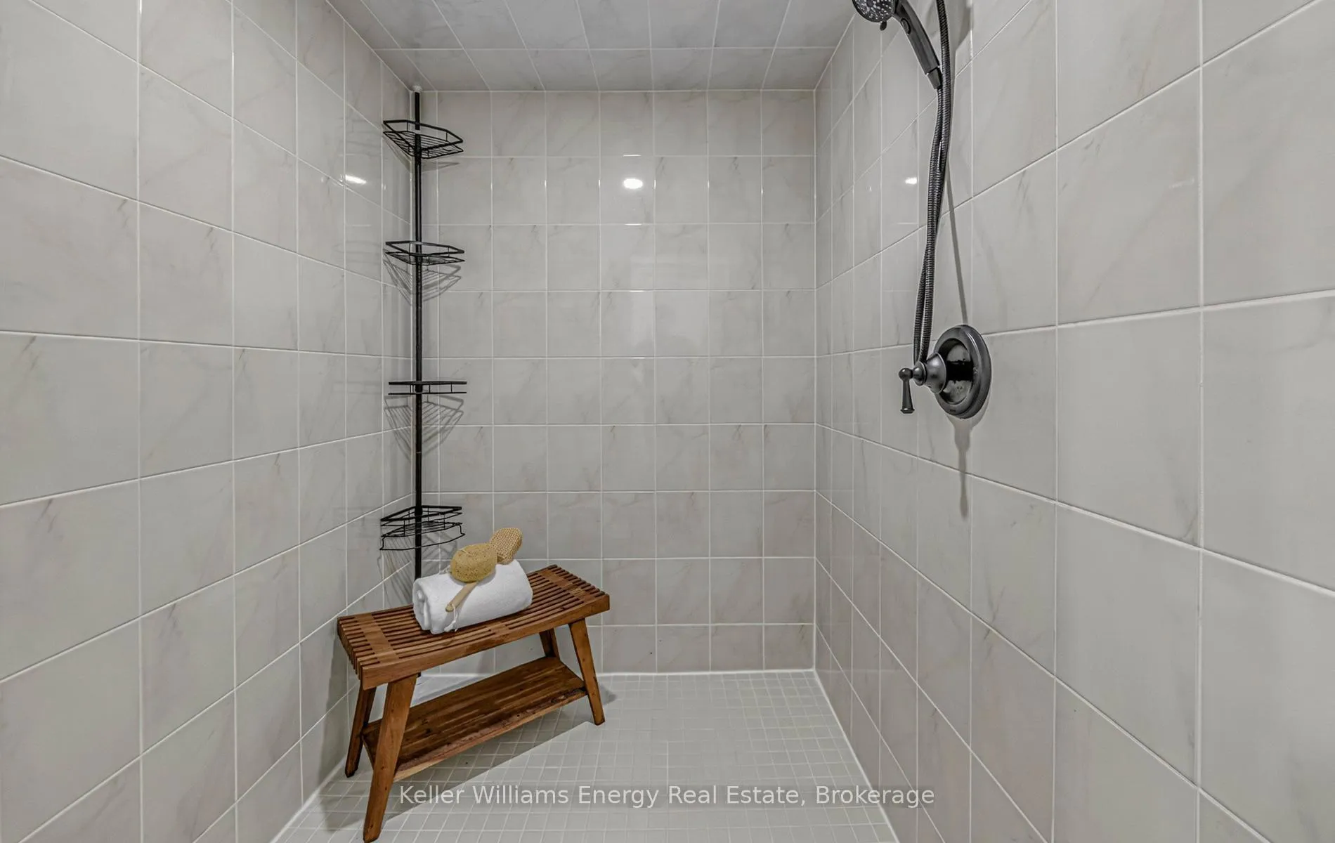 Photo 34 of 929 Dublin Street, Whitby, Pringle Creek — HOMEH