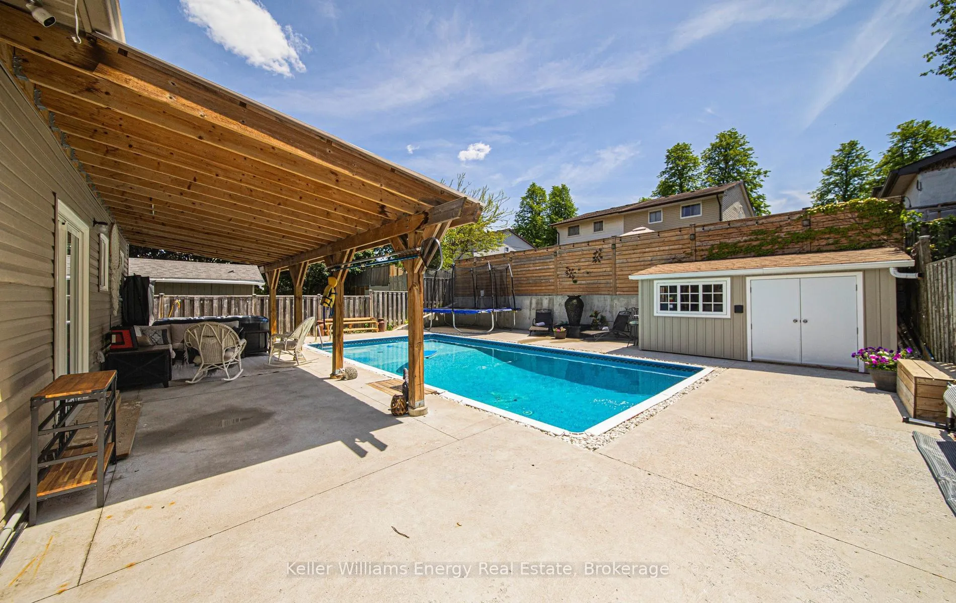 Photo 40 of 929 Dublin Street, Whitby, Pringle Creek — HOMEH