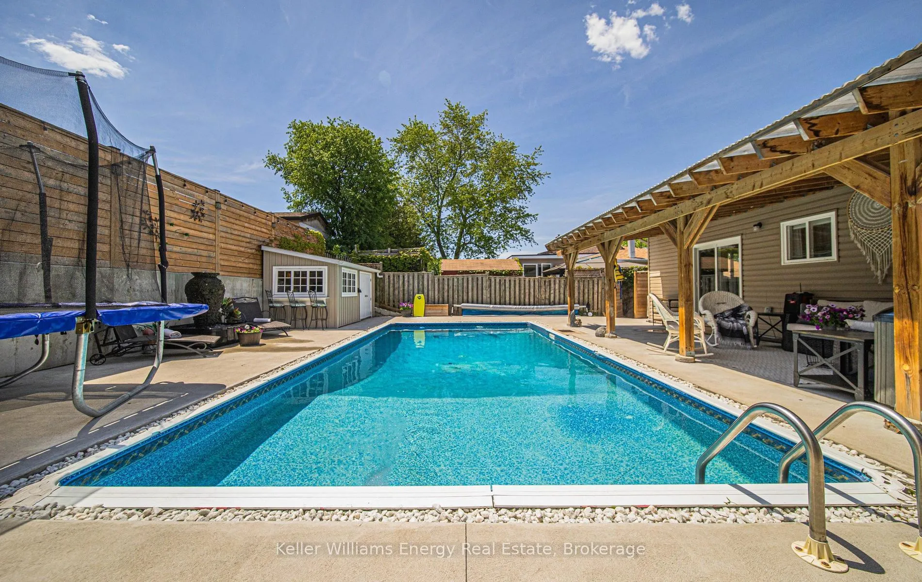 Photo 45 of 929 Dublin Street, Whitby, Pringle Creek — HOMEH