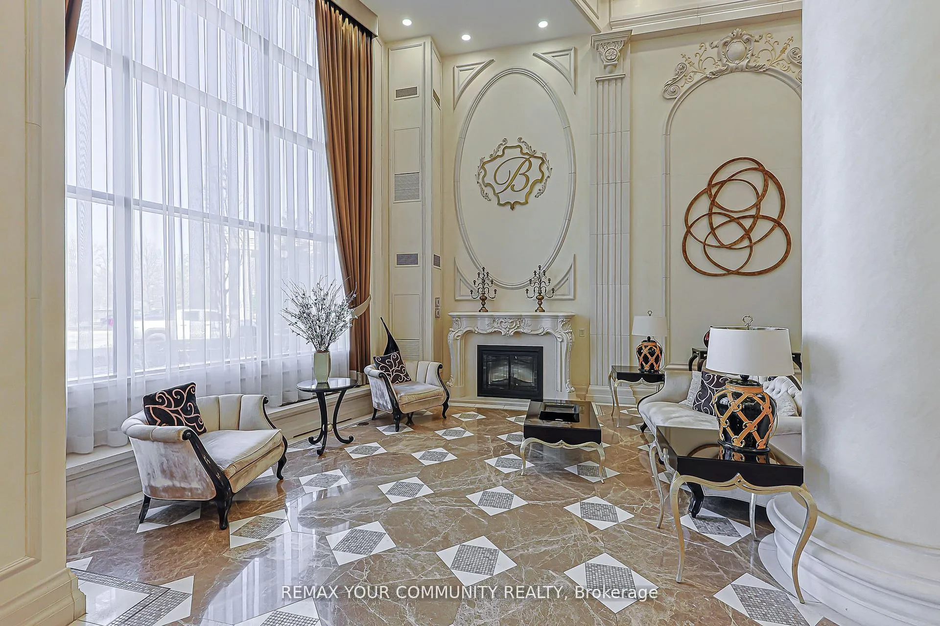 Photo 5 of Unit 1007, 9245 Jane Street, Vaughan, Maple — HOMEH