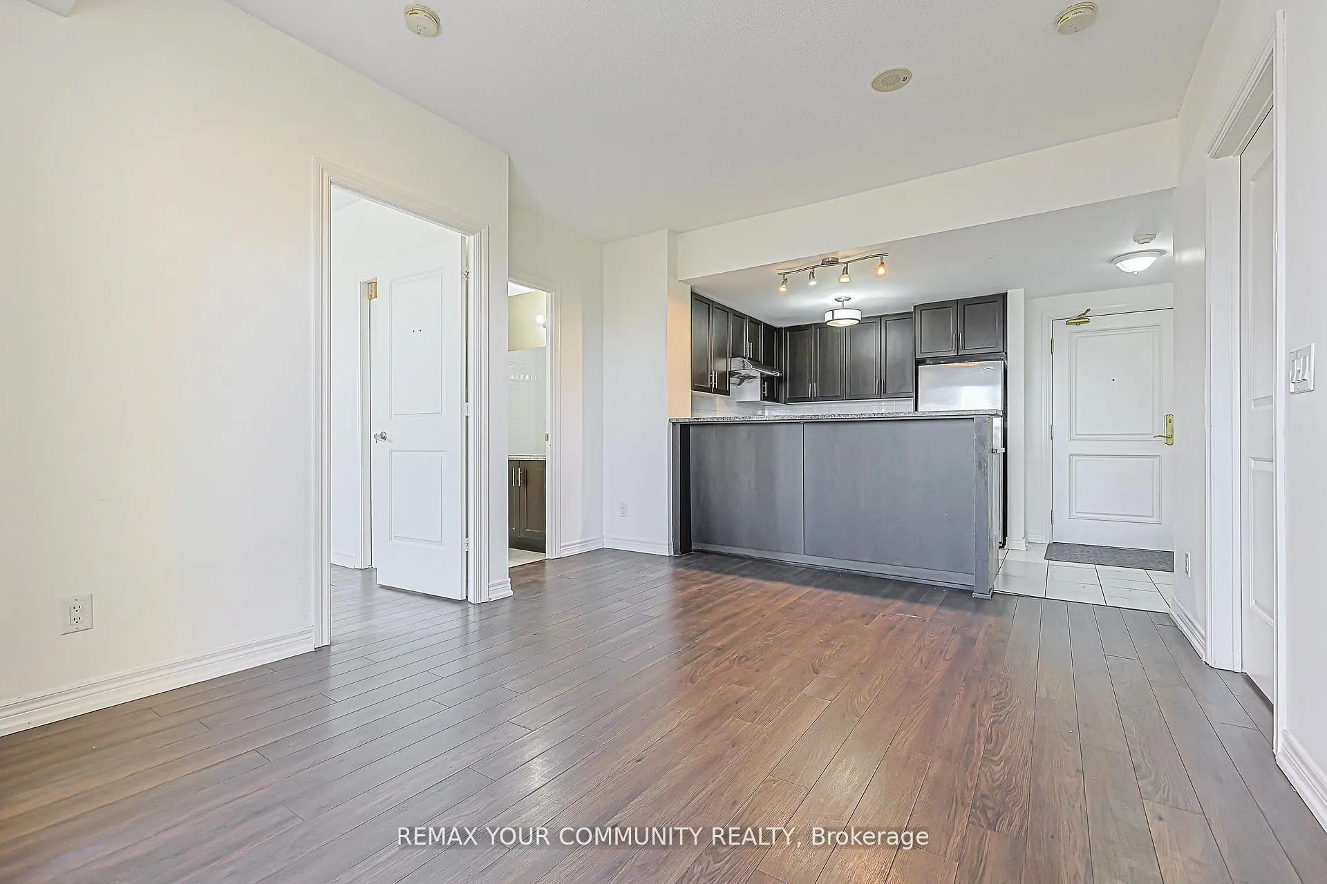 Photo 22 of Unit 1007, 9245 Jane Street, Vaughan, Maple — HOMEH