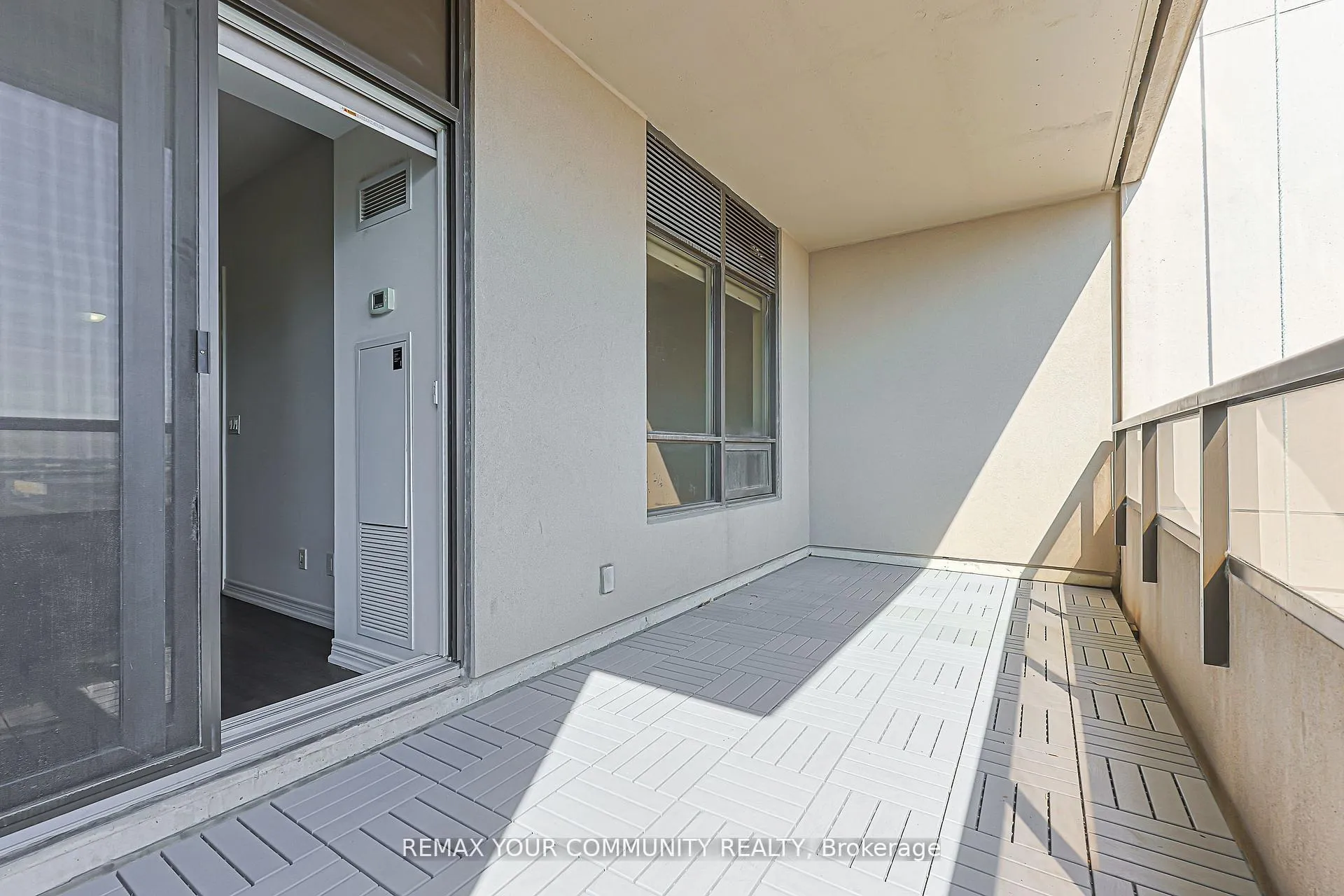 Photo 25 of Unit 1007, 9245 Jane Street, Vaughan, Maple — HOMEH