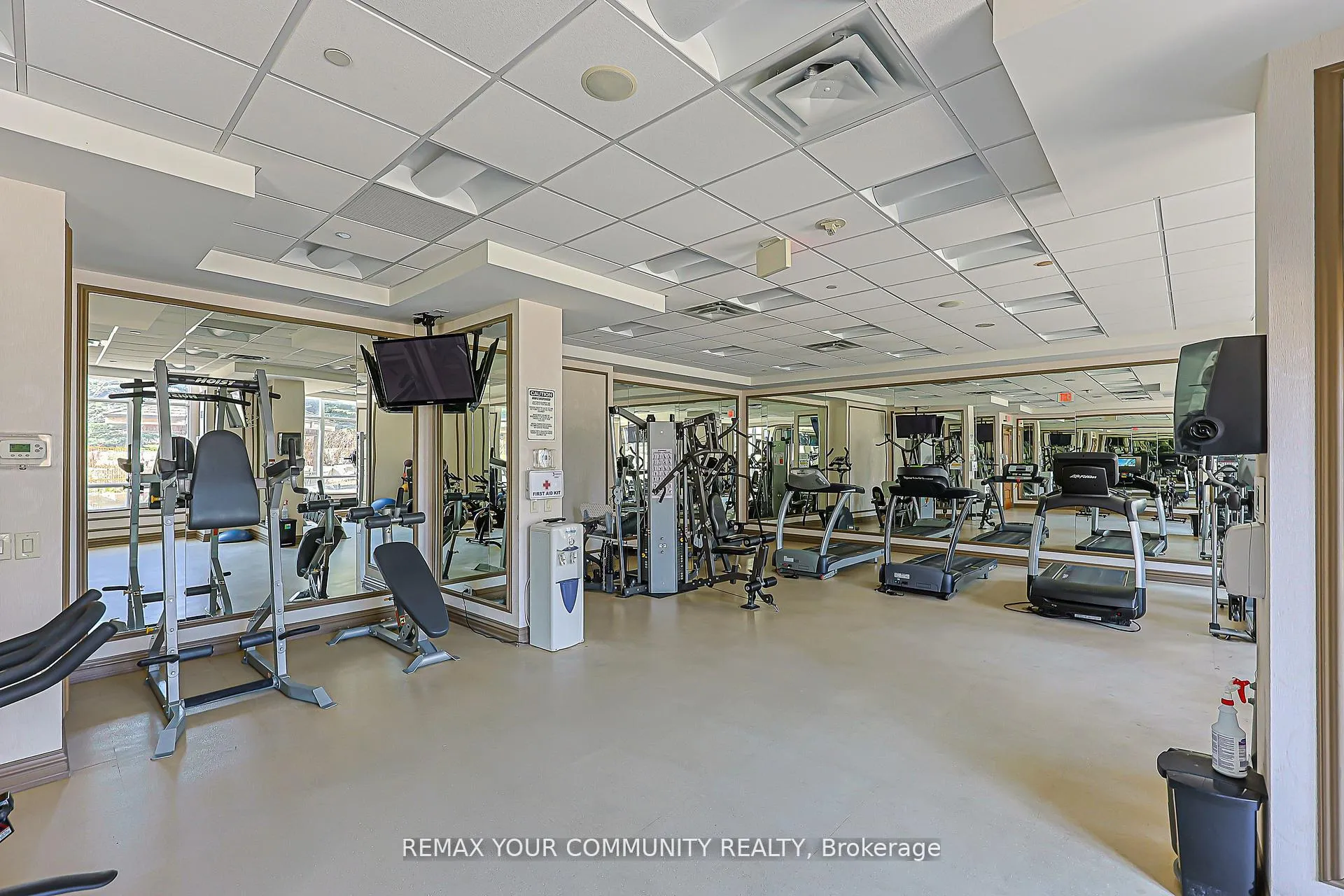 Photo 28 of Unit 1007, 9245 Jane Street, Vaughan, Maple — HOMEH