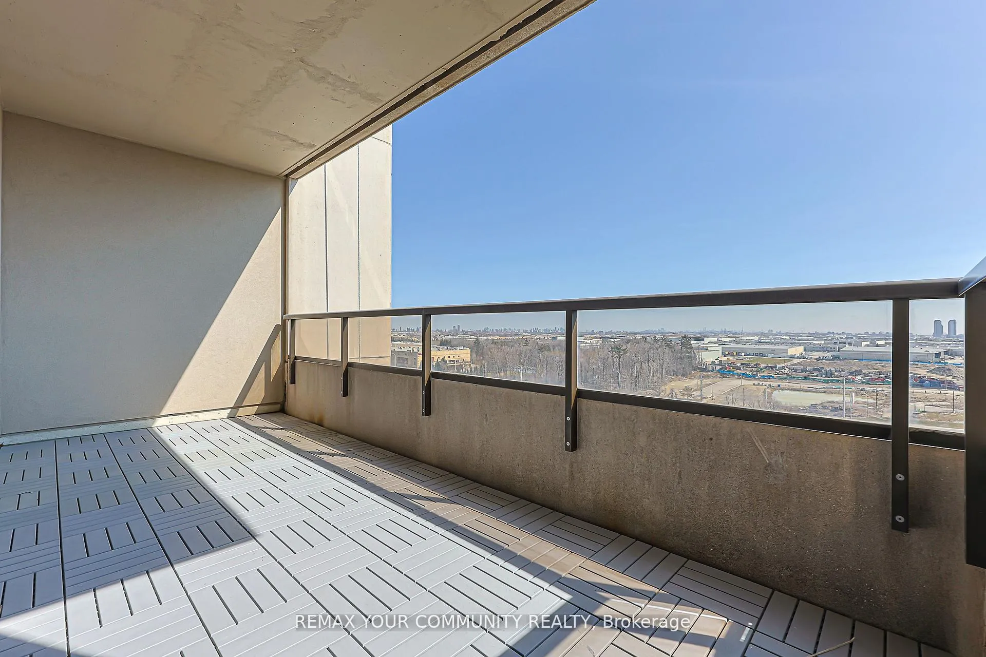Photo 29 of Unit 1007, 9245 Jane Street, Vaughan, Maple — HOMEH