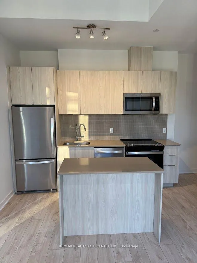 Photo 9 of Unit 815, 770 Whitlock Avenue, Milton, Cobban — HOMEH