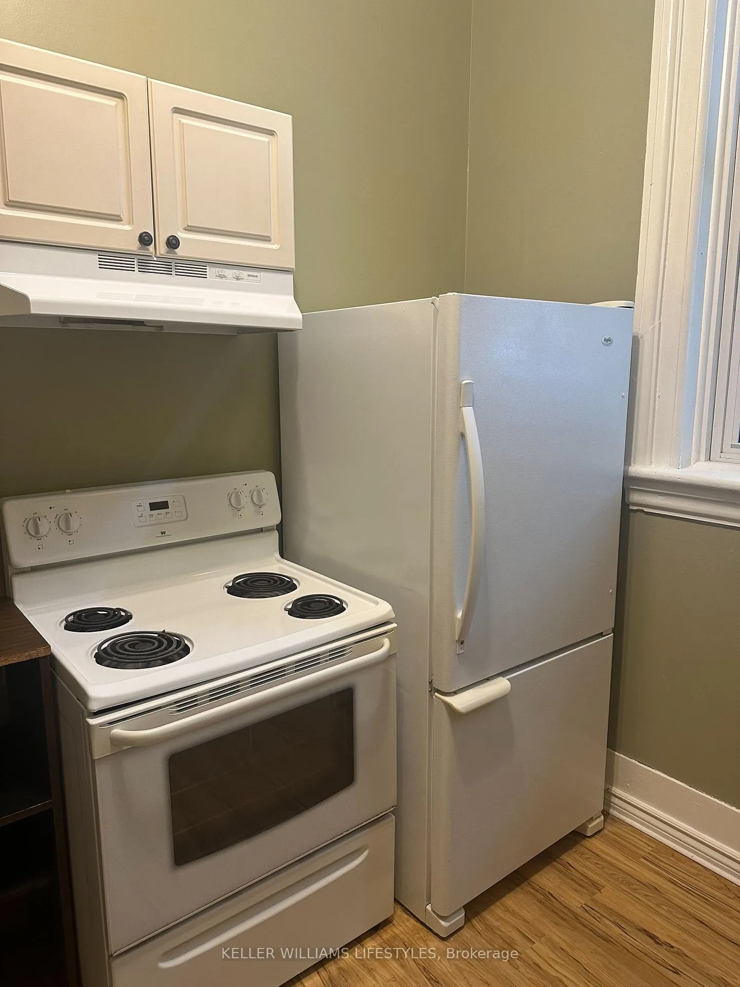 Photo 2 of Unit 5, 89 Ontario Road, West Perth, Mitchell — HOMEH