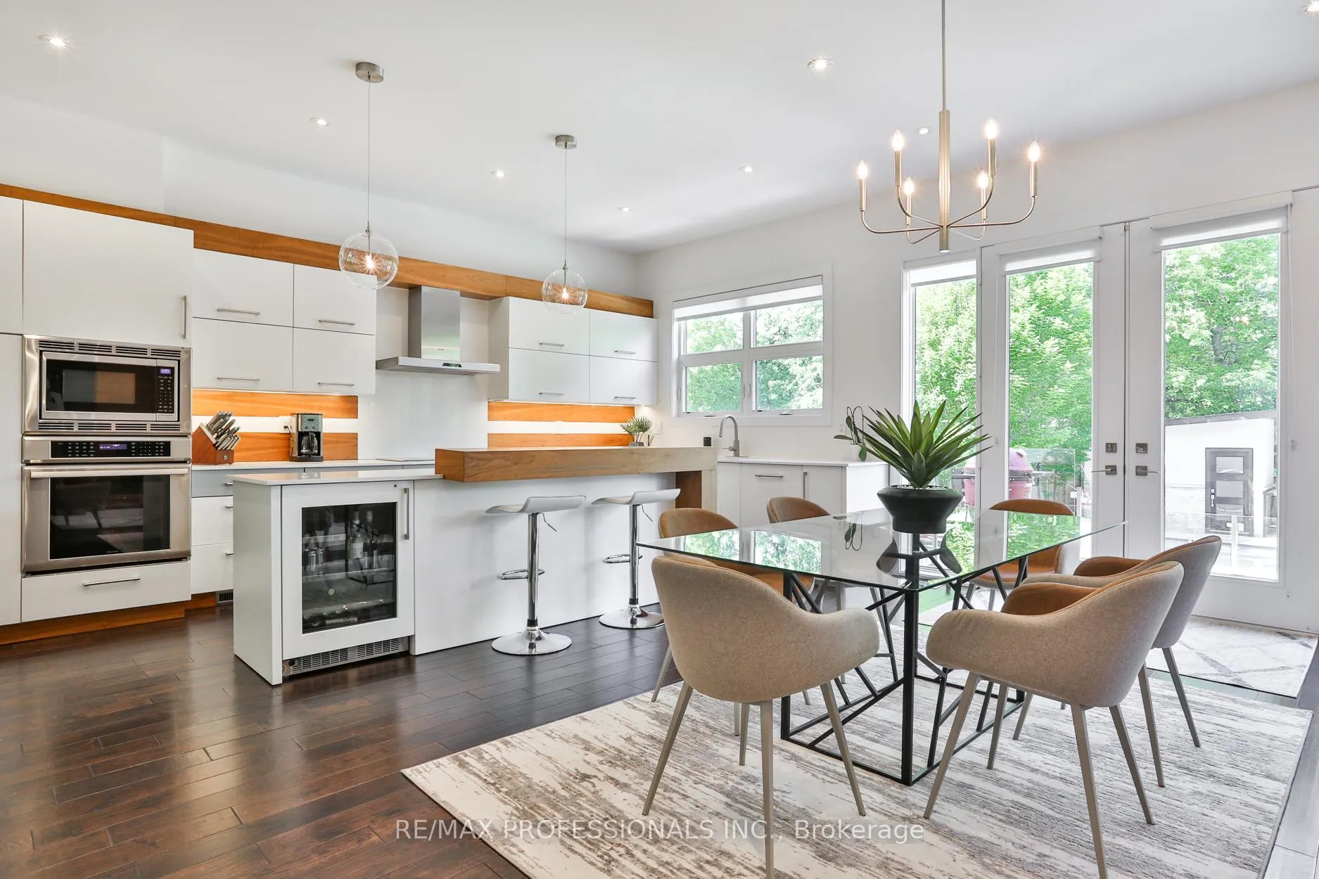 Photo 9 of 54 Renown Road, Etobicoke, Islington-City Centre West — HOMEH