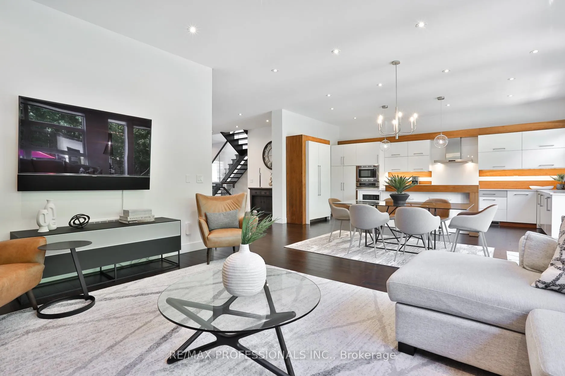 Photo 20 of 54 Renown Road, Etobicoke, Islington-City Centre West — HOMEH