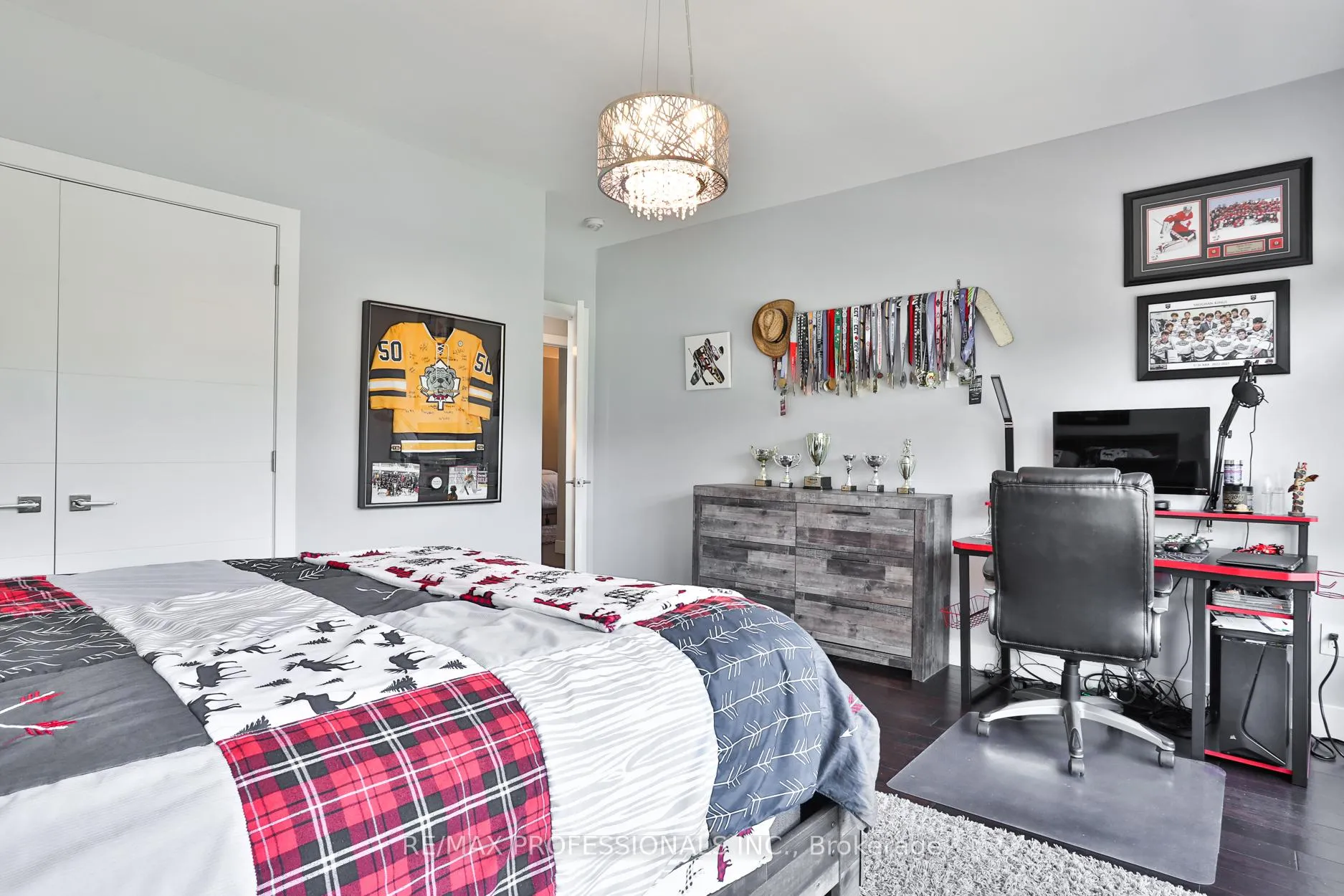 Photo 36 of 54 Renown Road, Etobicoke, Islington-City Centre West — HOMEH