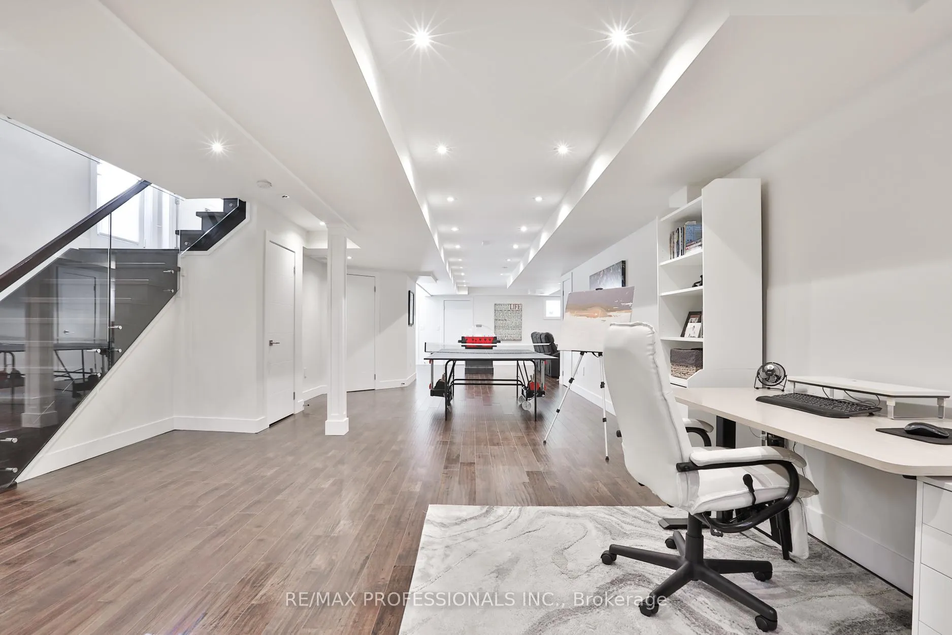 Photo 39 of 54 Renown Road, Etobicoke, Islington-City Centre West — HOMEH
