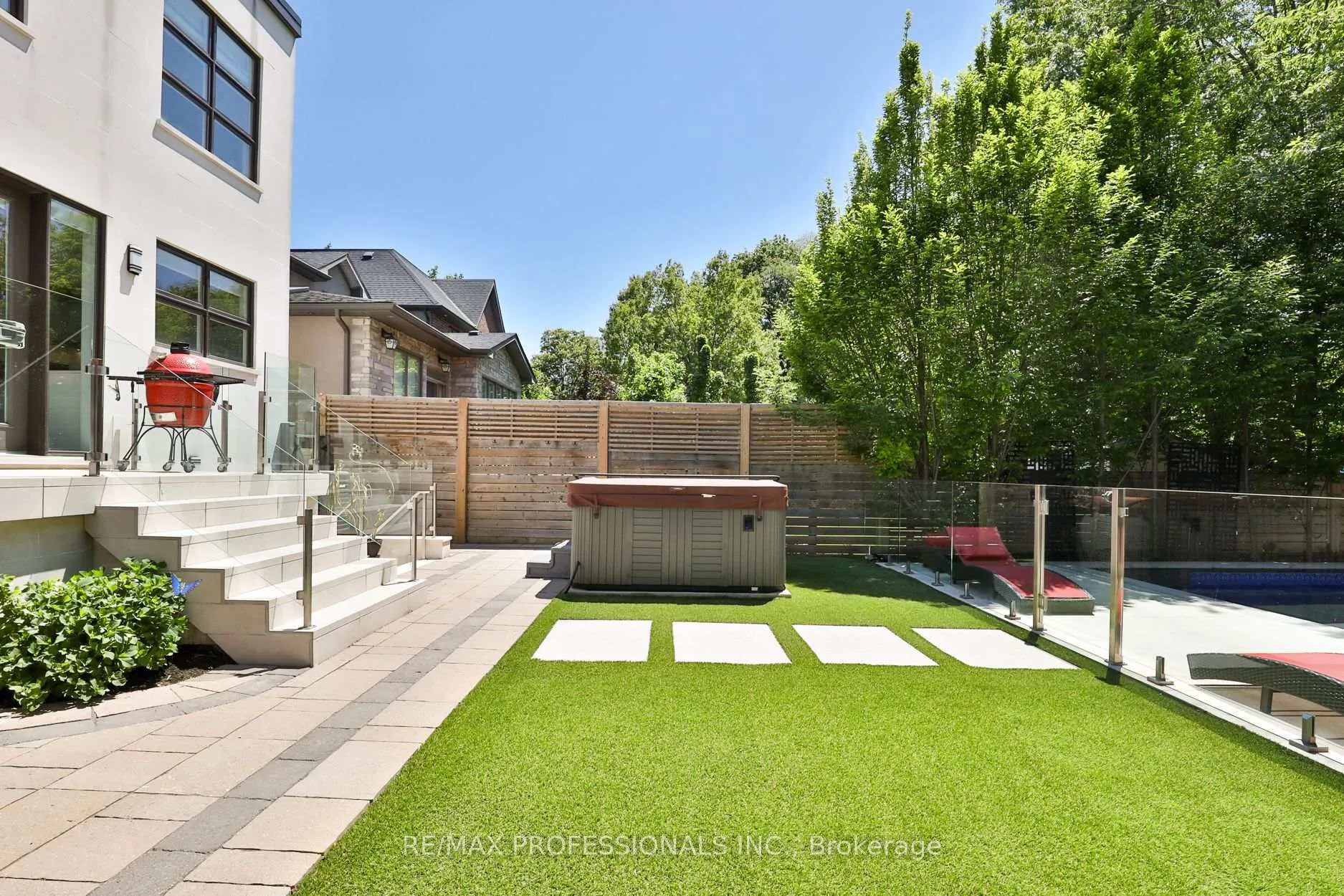 Photo 48 of 54 Renown Road, Etobicoke, Islington-City Centre West — HOMEH