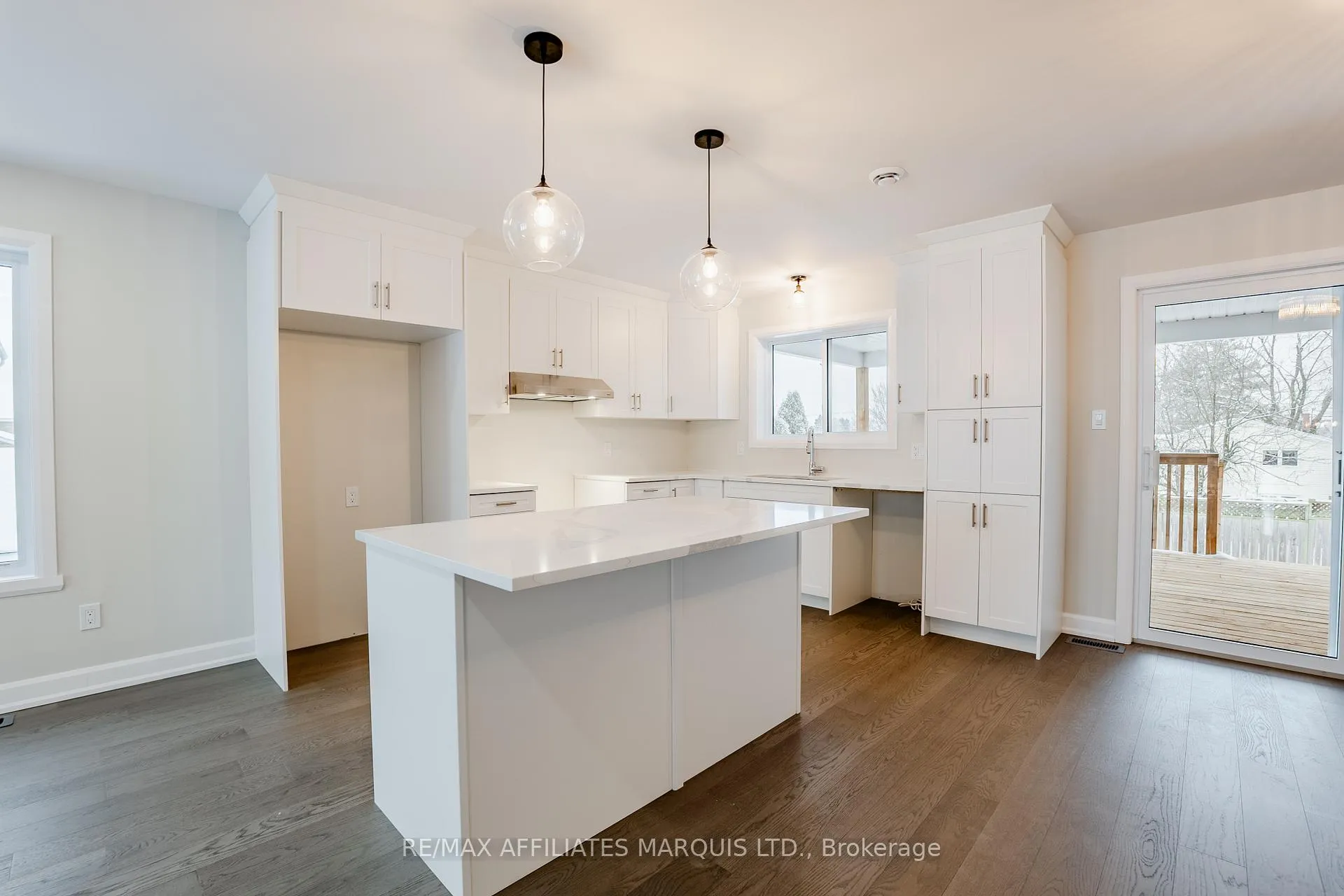 Photo 6 of 16 Mullin Drive, Guelph, Victoria North — HOMEH