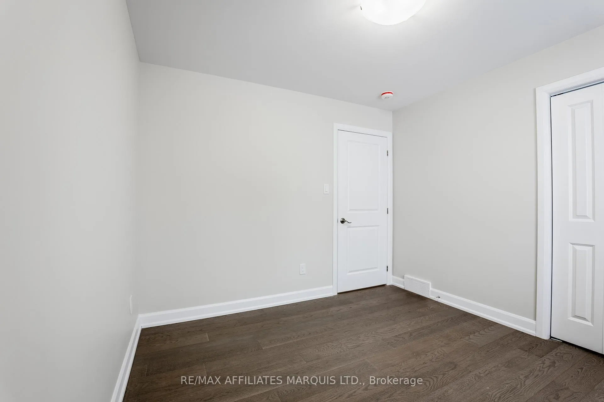Photo 18 of 16 Mullin Drive, Guelph, Victoria North — HOMEH