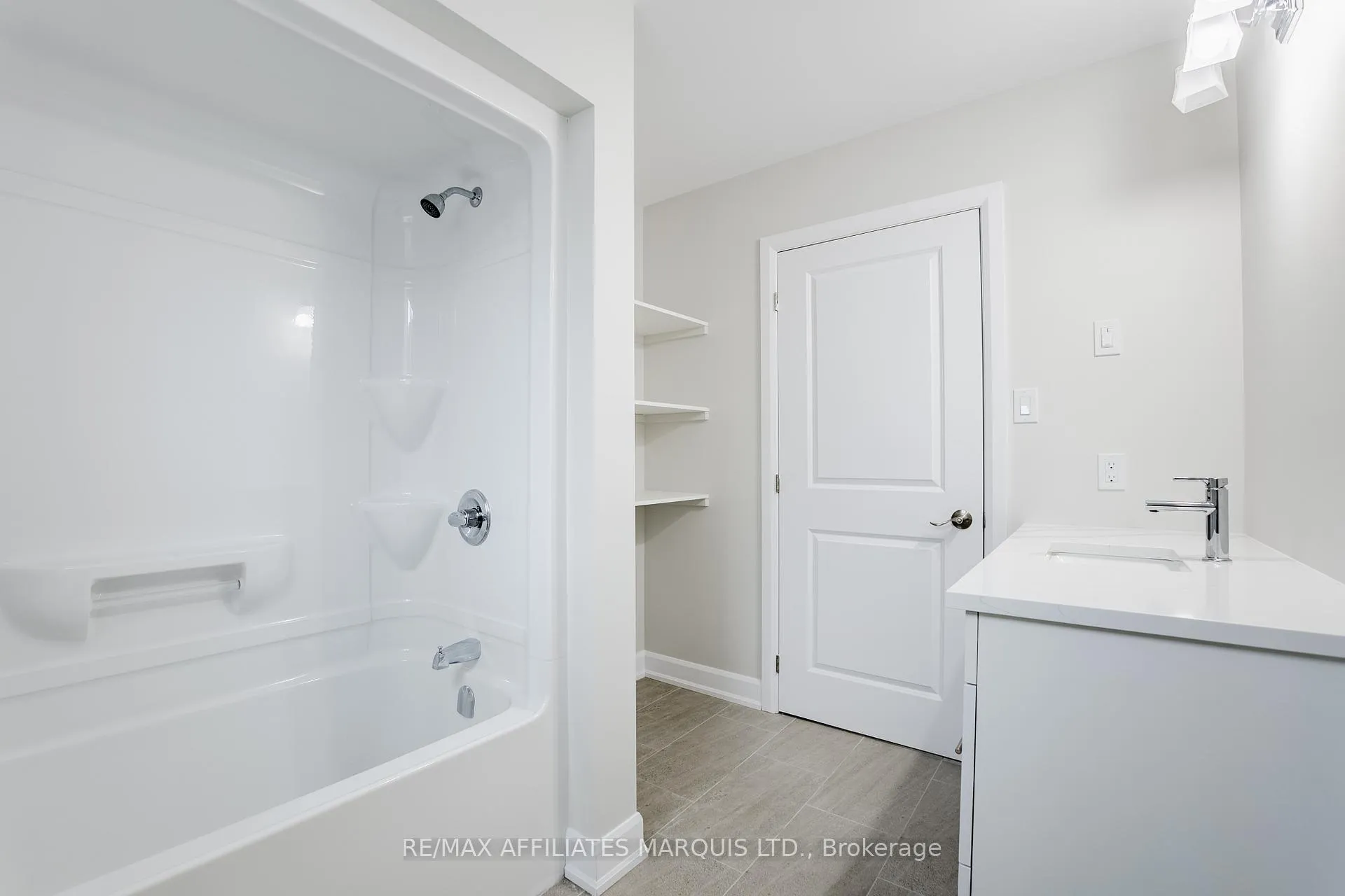 Photo 35 of 16 Mullin Drive, Guelph, Victoria North — HOMEH