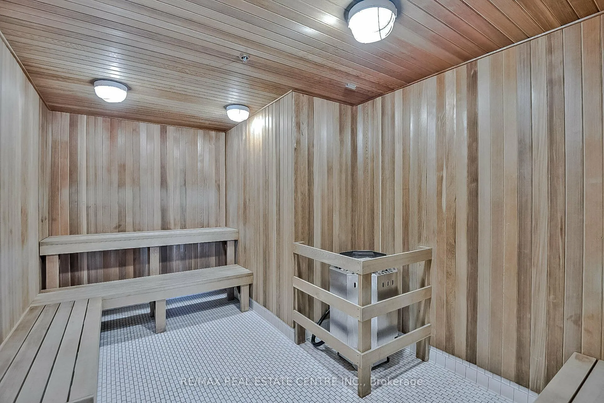 Photo 16 of Unit 907, 225 Webb Drive, Mississauga, City Centre — HOMEH