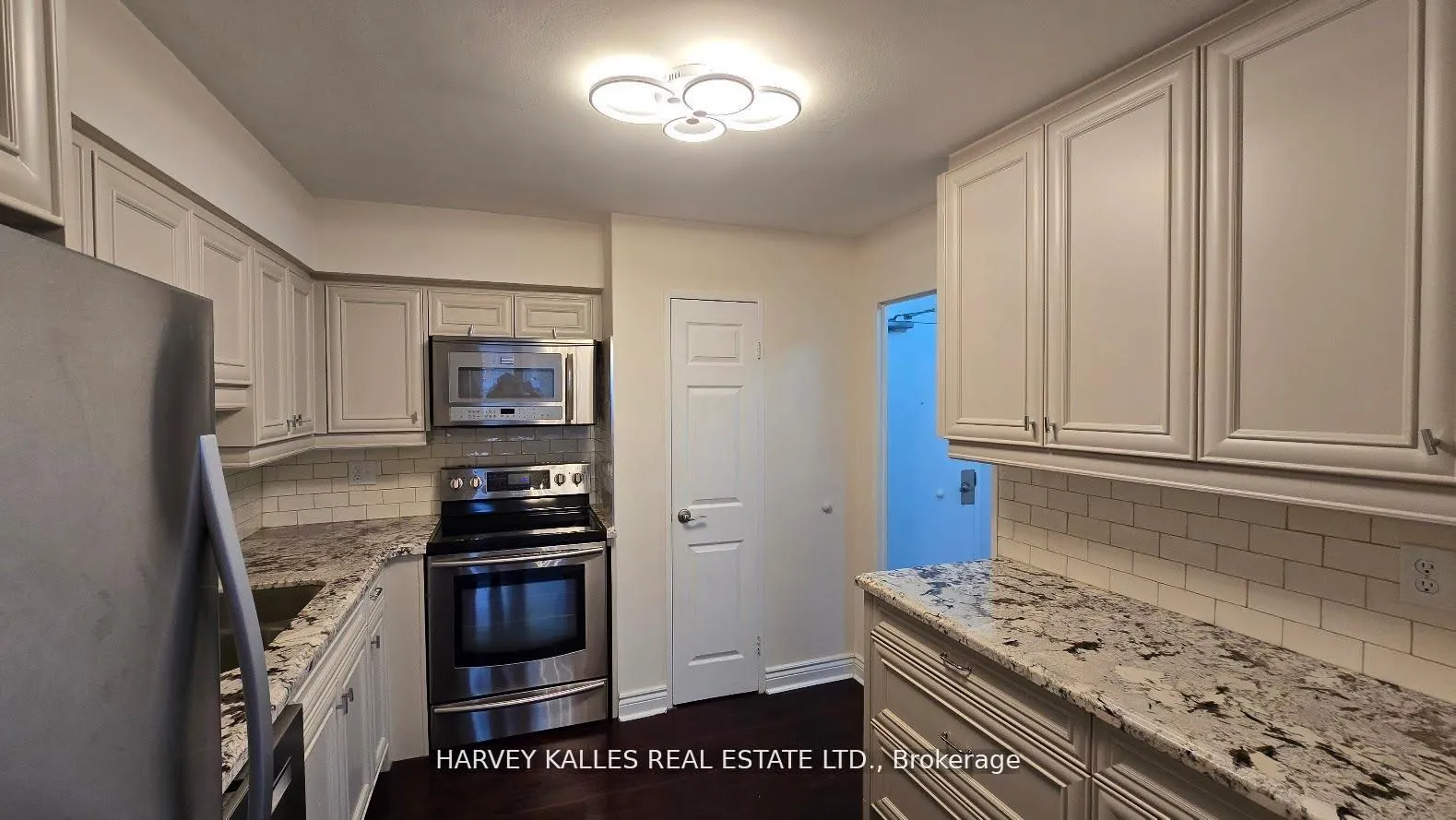 Photo 6 of Unit 602, 3555 Bathurst Street, Toronto, Bedford Park-Nortown — HOMEH