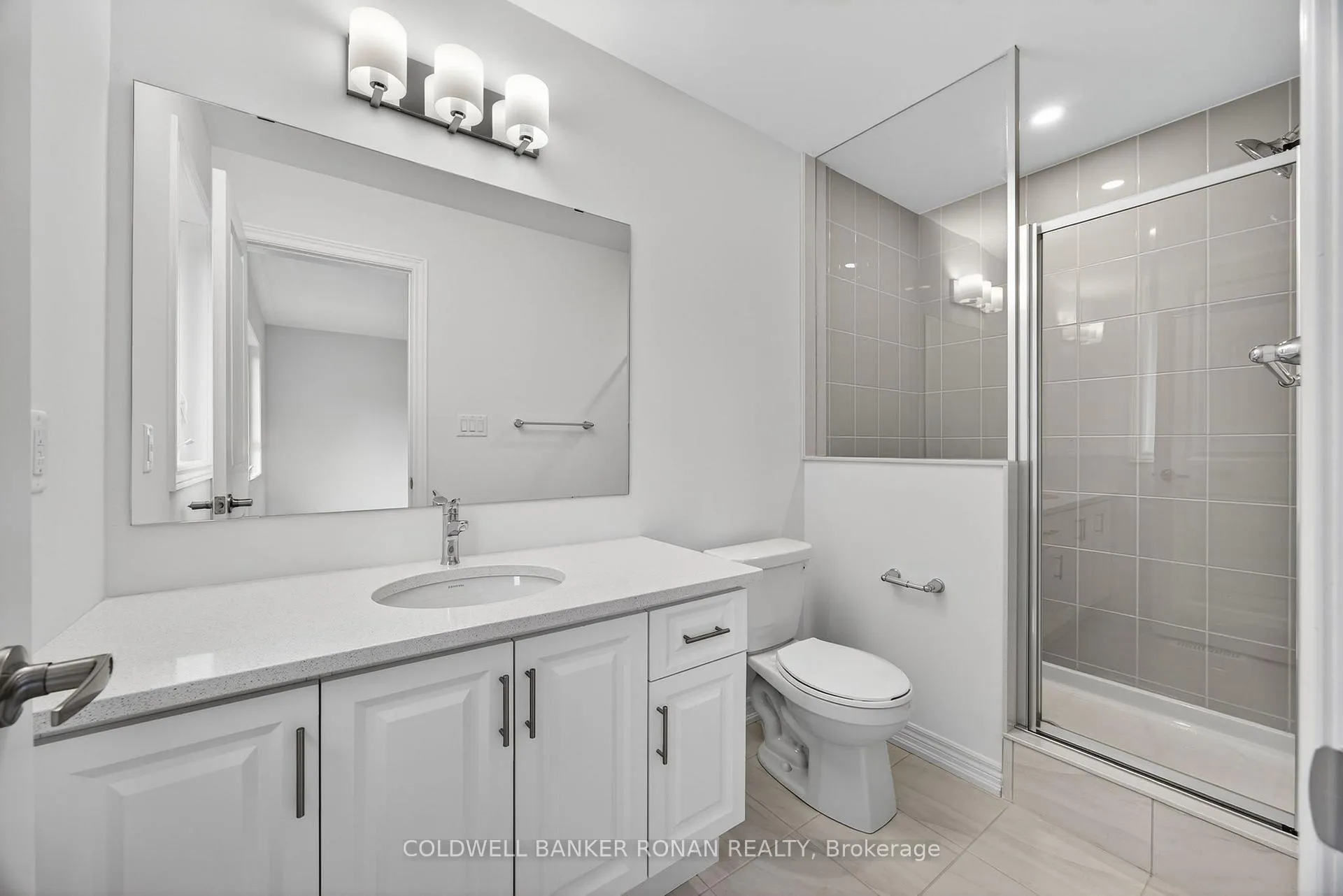Photo 24 of 29 Milady Crescent, Barrie, Rural Barrie Southeast — HOMEH