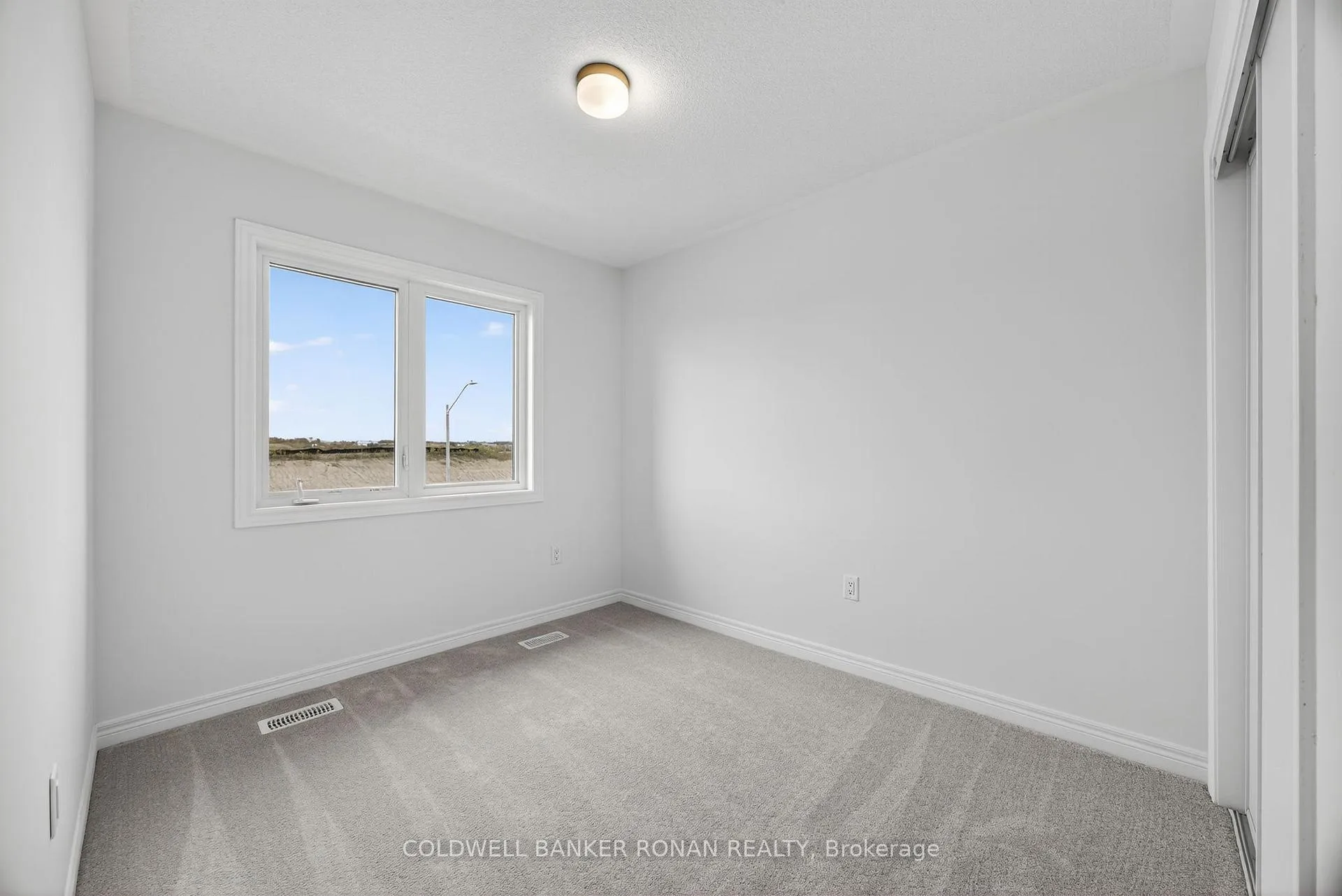 Photo 27 of 29 Milady Crescent, Barrie, Rural Barrie Southeast — HOMEH