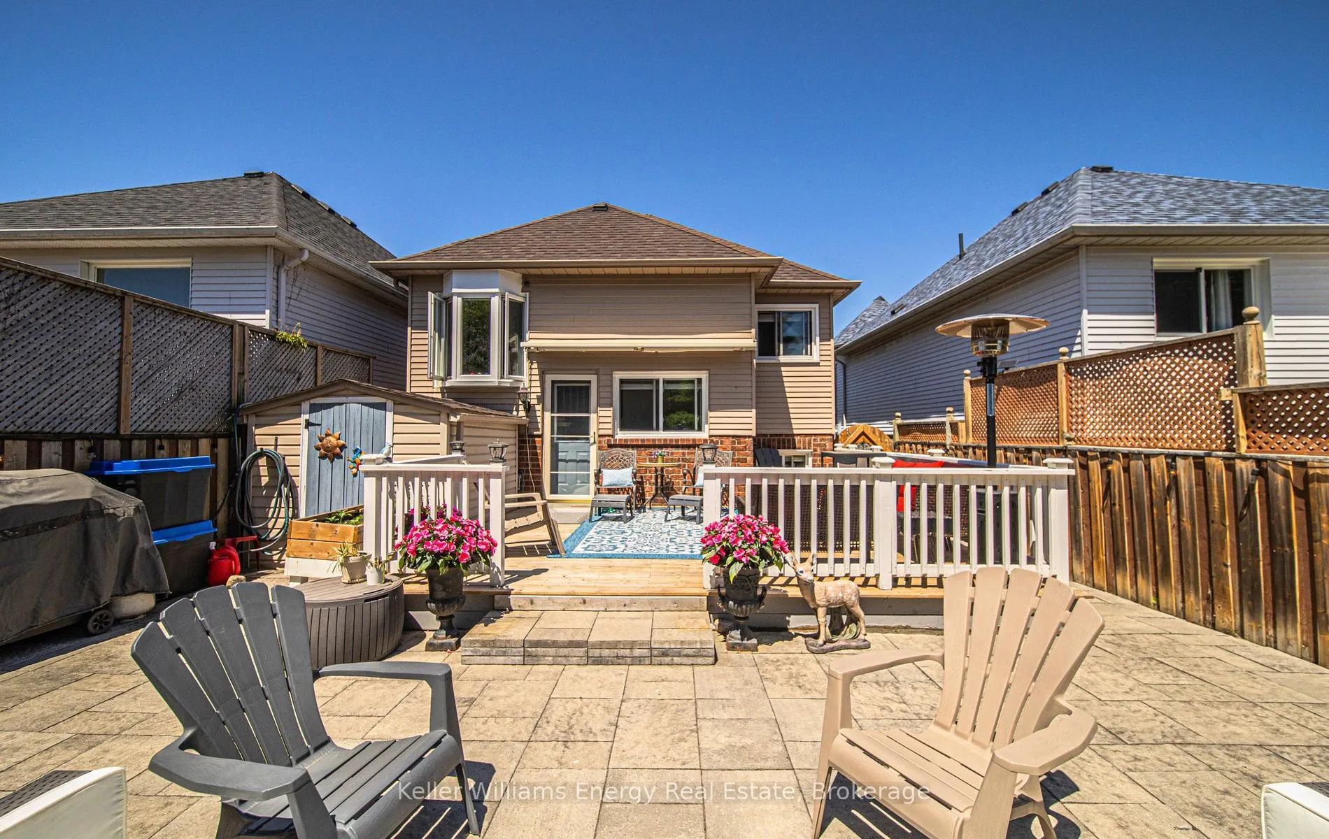 Photo 8 of 17 Abernethy Crescent, Clarington, Bowmanville — HOMEH