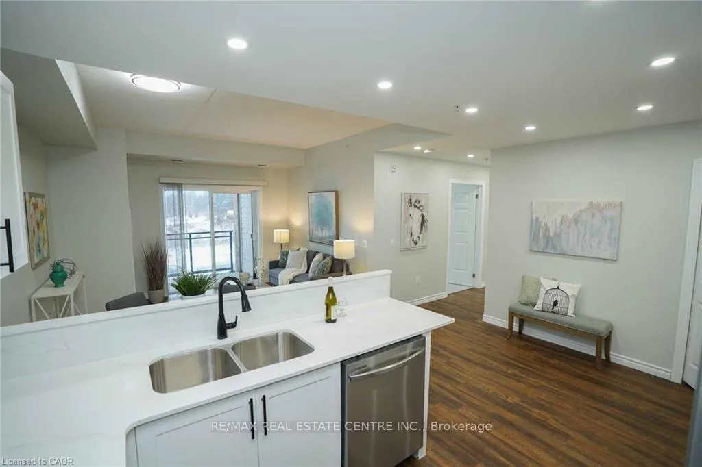 Photo 20 of Unit 107, 7 Kay Crescent, Guelph, Pineridge/Westminster Woods — HOMEH