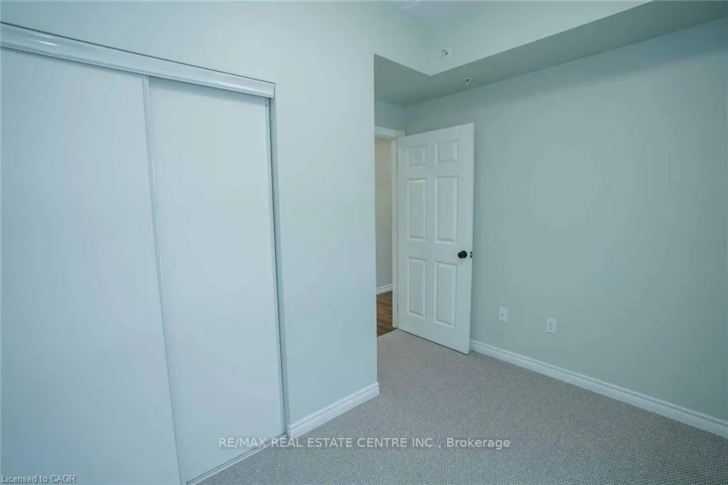 Photo 36 of Unit 107, 7 Kay Crescent, Guelph, Pineridge/Westminster Woods — HOMEH