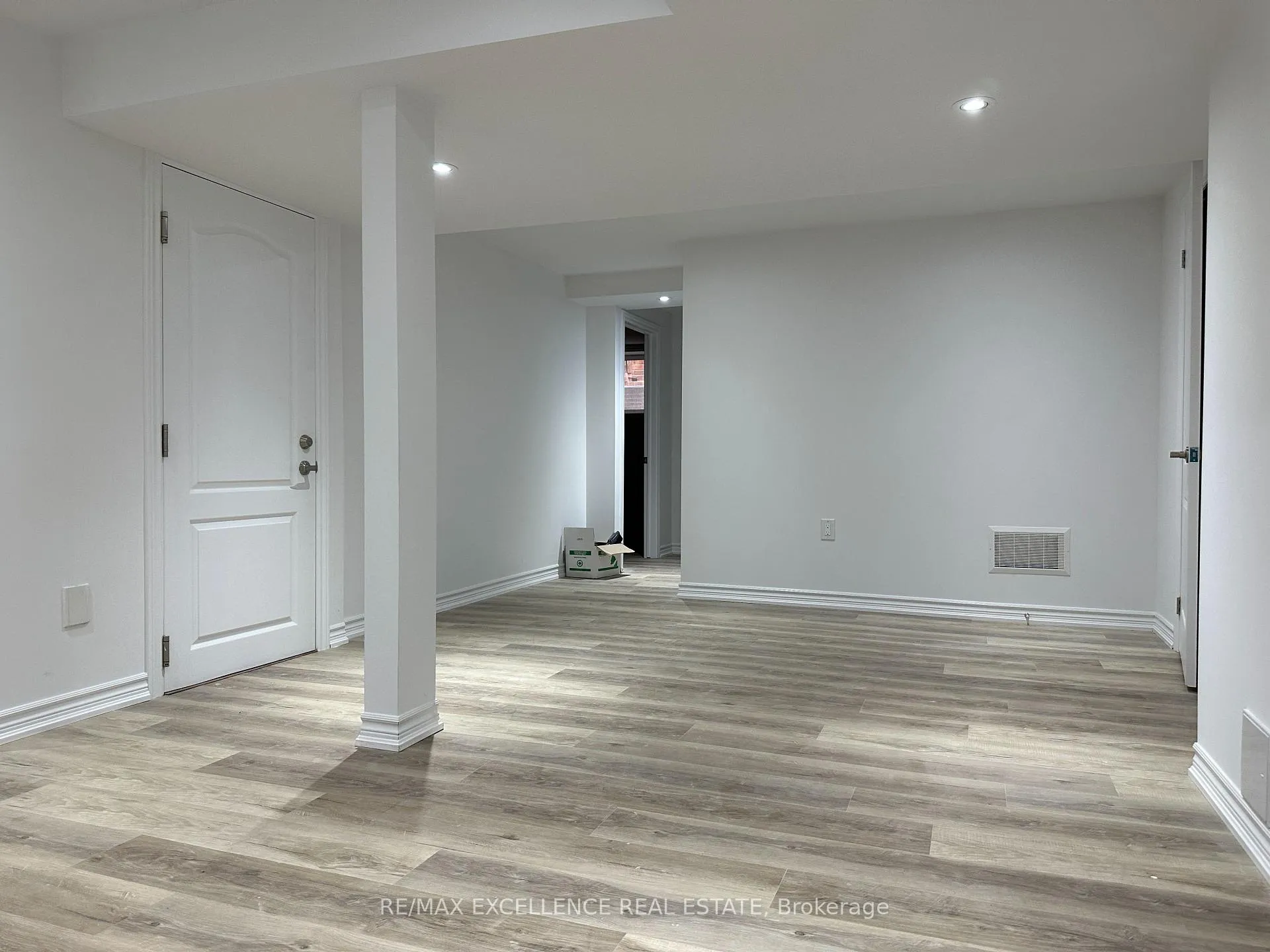 Photo 35 of 24 Lilly Crescent, Brampton, Brampton South — HOMEH