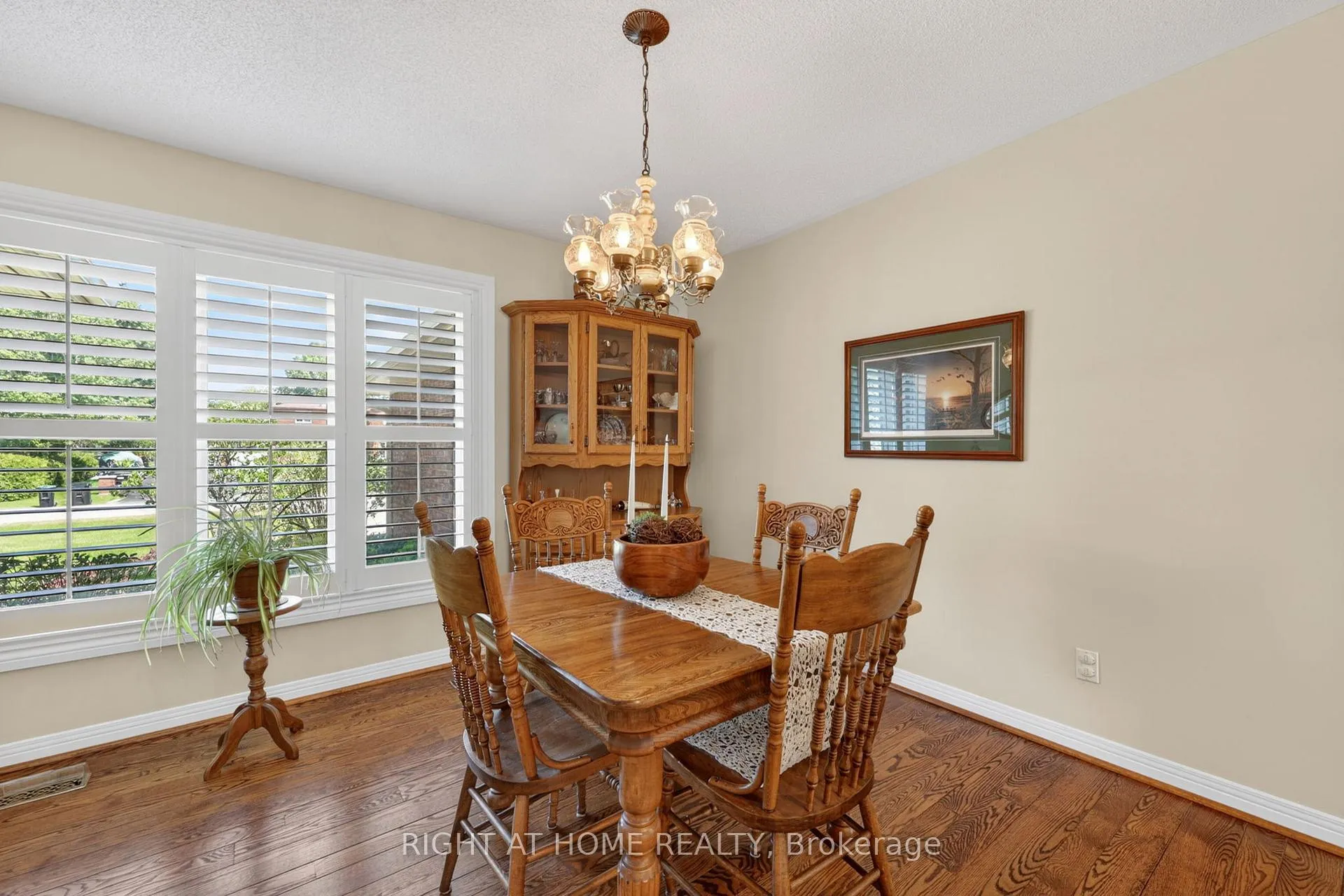Photo 13 of 23 Holloway Lane, Springwater, Midhurst — HOMEH