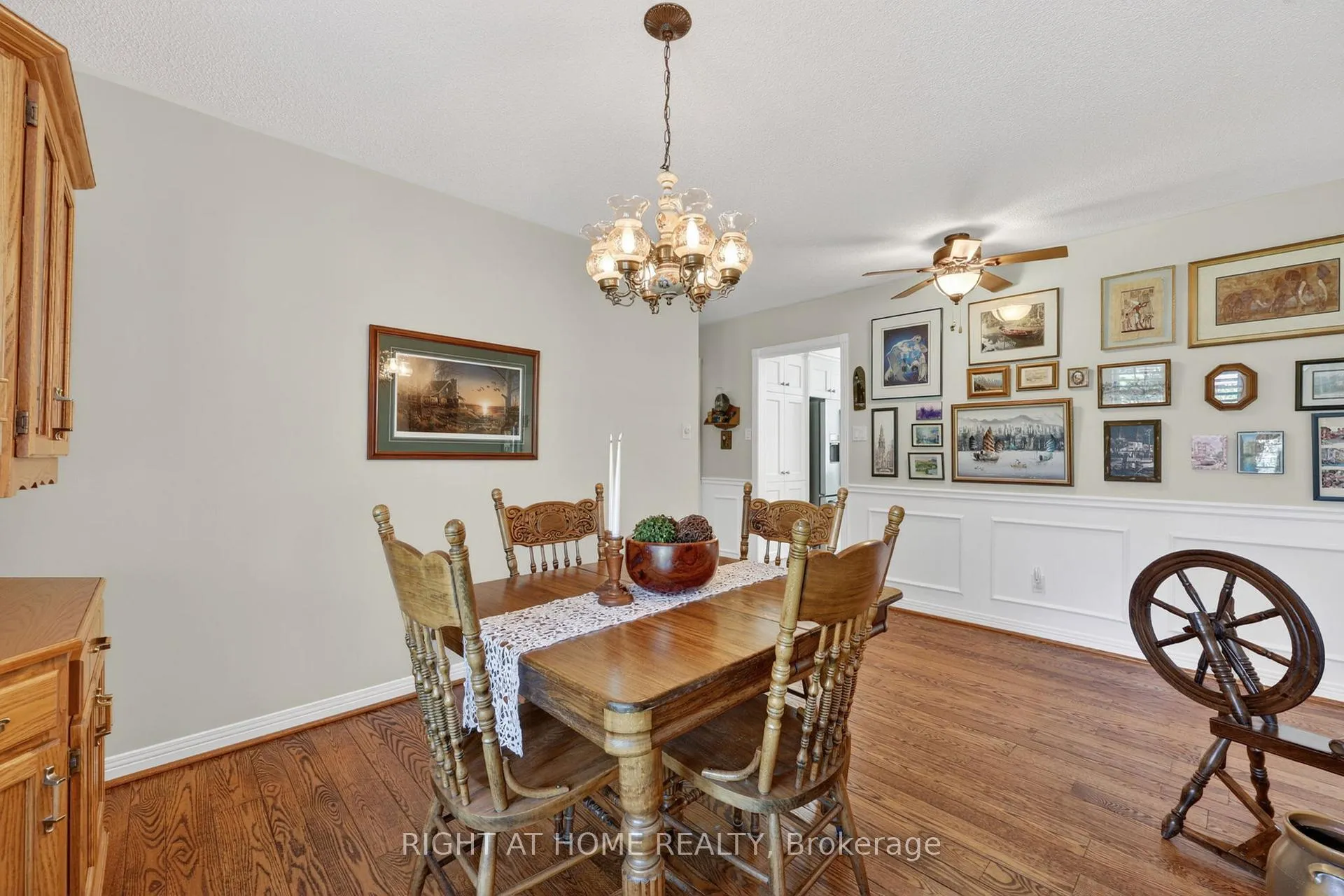 Photo 14 of 23 Holloway Lane, Springwater, Midhurst — HOMEH