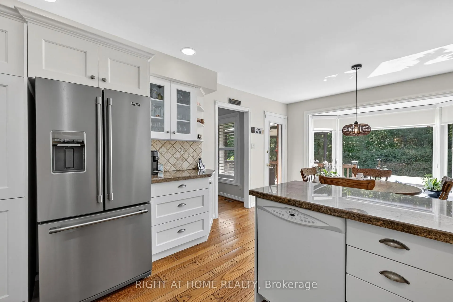 Photo 17 of 23 Holloway Lane, Springwater, Midhurst — HOMEH