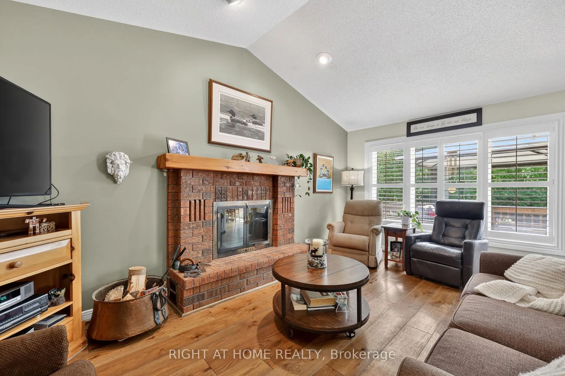 Photo 23 of 23 Holloway Lane, Springwater, Midhurst — HOMEH