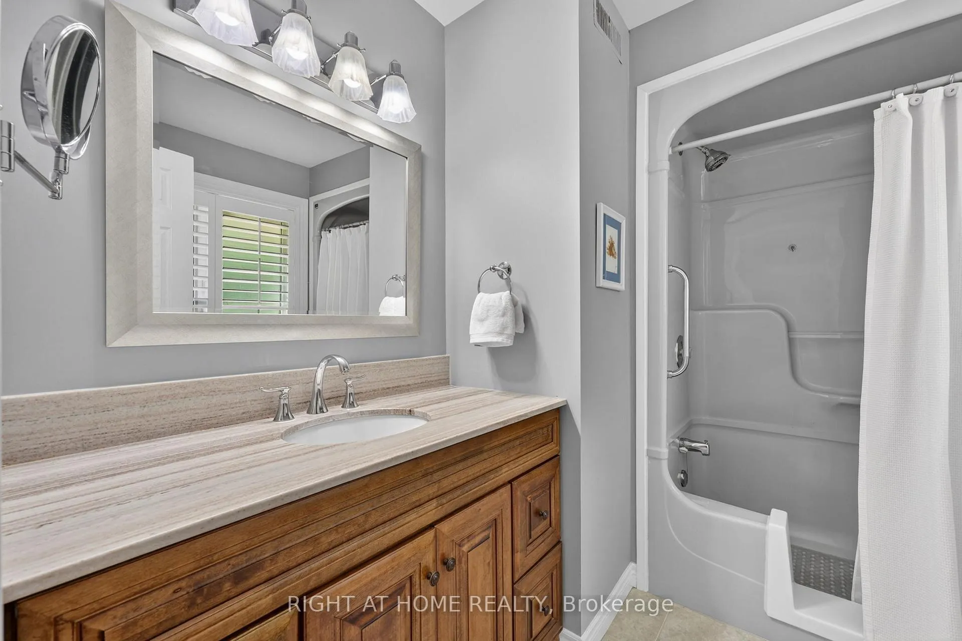 Photo 28 of 23 Holloway Lane, Springwater, Midhurst — HOMEH