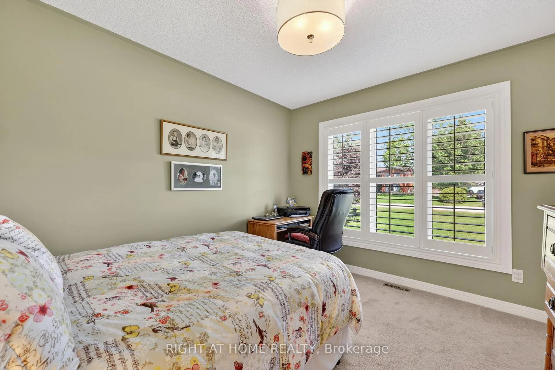 Photo 32 of 23 Holloway Lane, Springwater, Midhurst — HOMEH