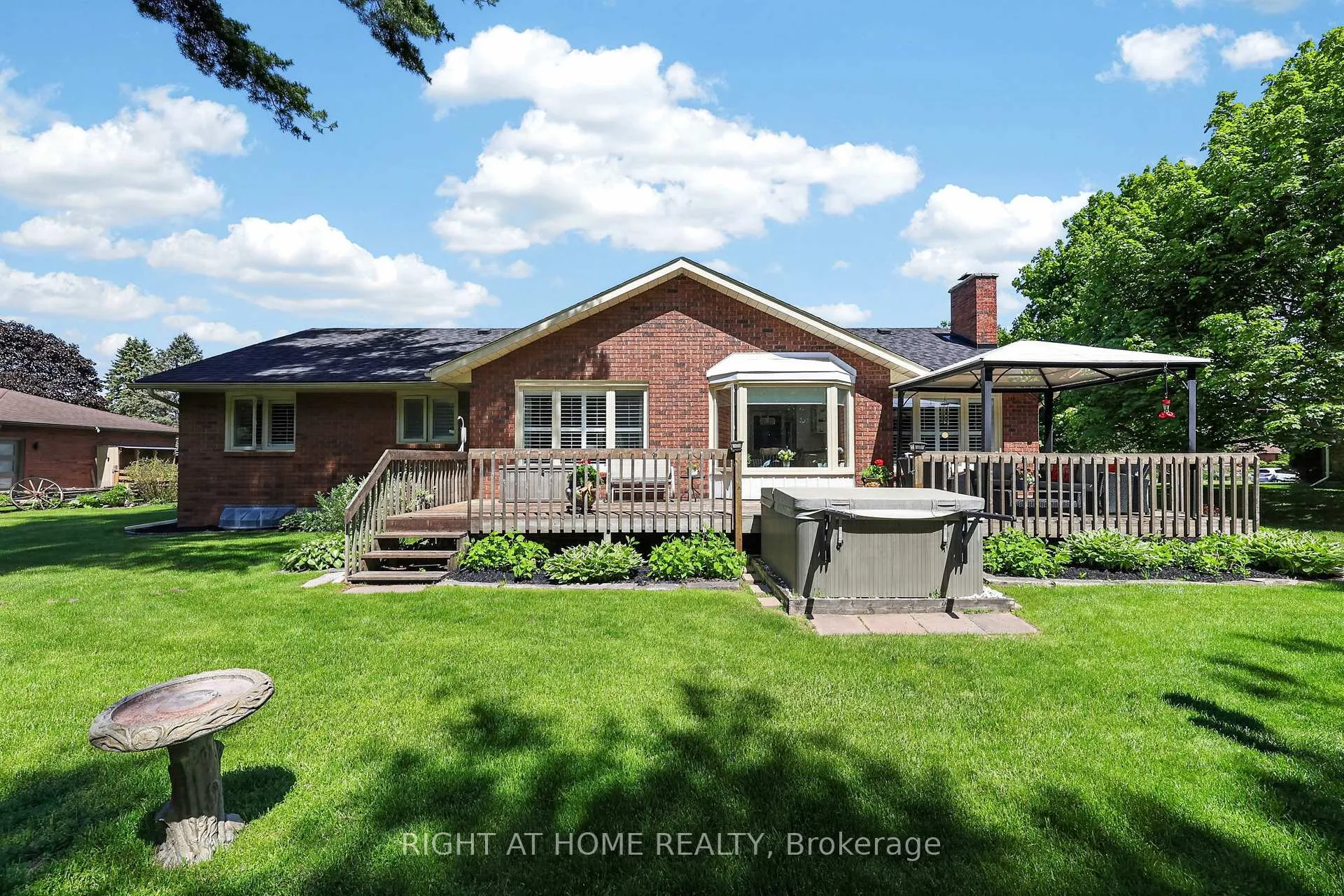 Photo 50 of 23 Holloway Lane, Springwater, Midhurst — HOMEH
