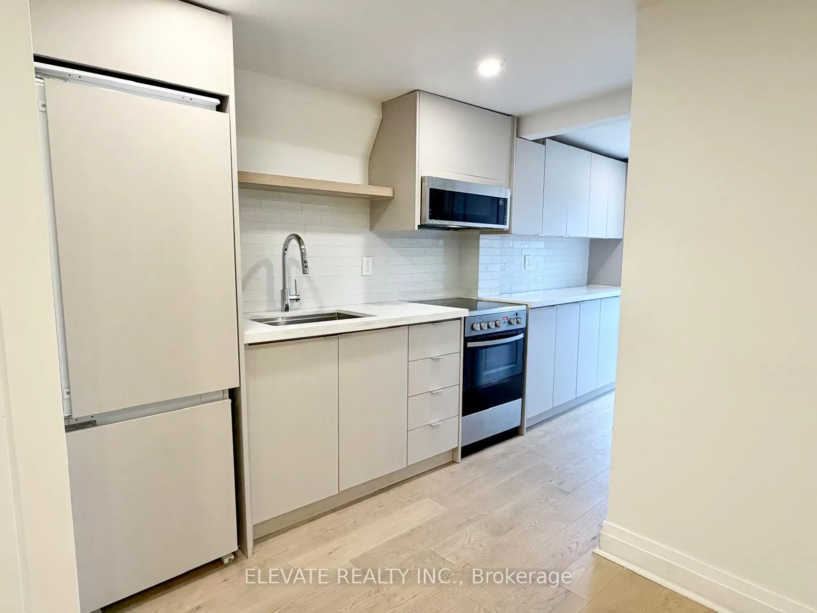Photo 1 of Unit Unit # 3, 275 Lauder Avenue, Toronto, Oakwood Village — HOMEH