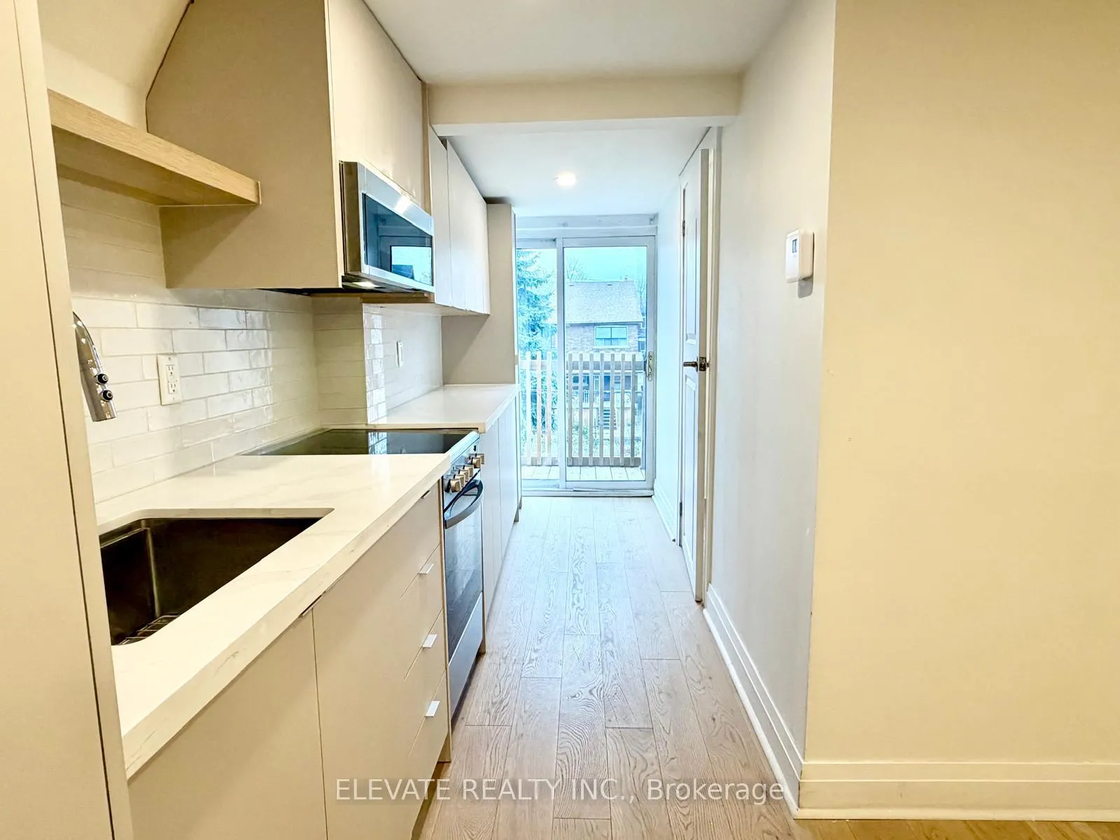 Photo 3 of Unit Unit # 3, 275 Lauder Avenue, Toronto, Oakwood Village — HOMEH