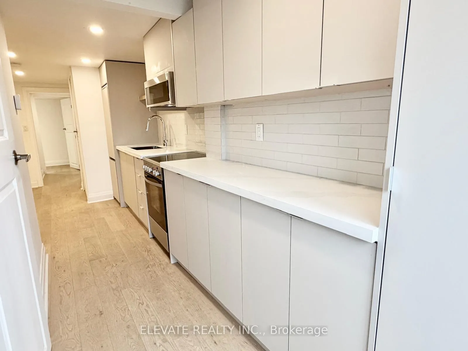 Photo 4 of Unit Unit # 3, 275 Lauder Avenue, Toronto, Oakwood Village — HOMEH