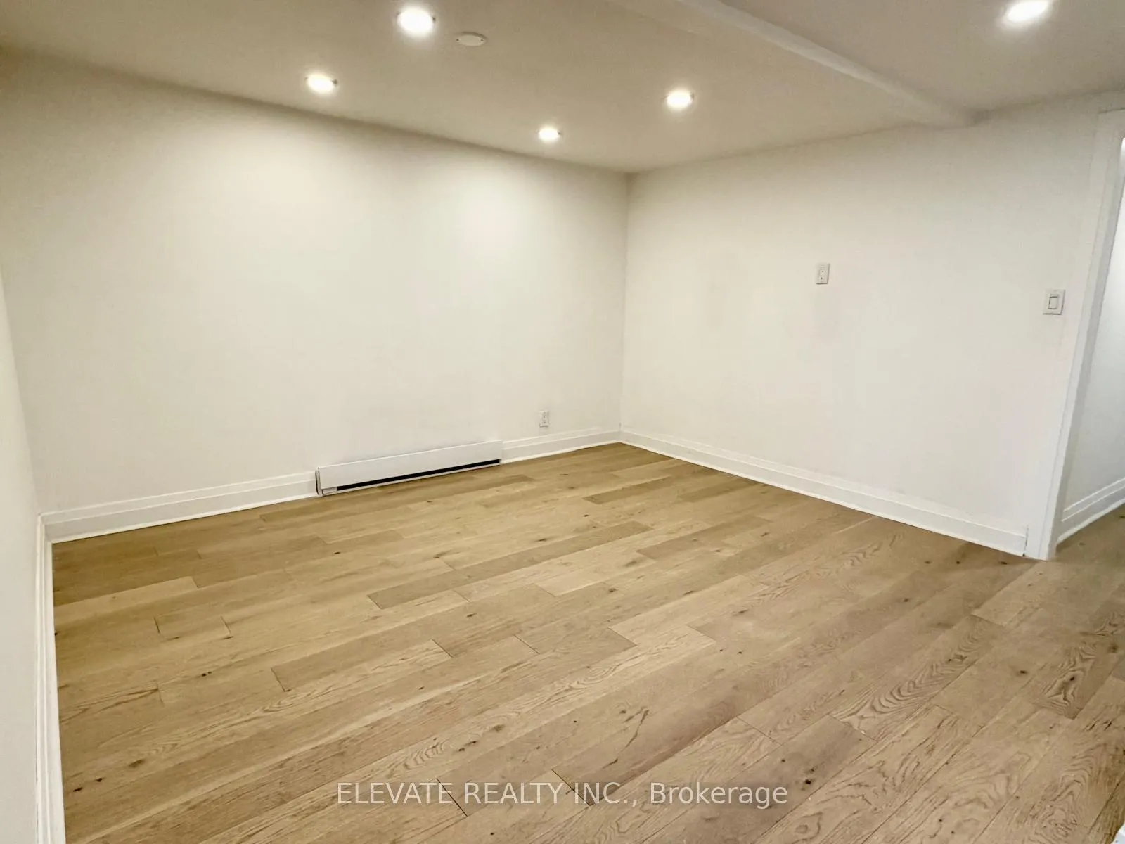 Photo 8 of Unit Unit # 3, 275 Lauder Avenue, Toronto, Oakwood Village — HOMEH