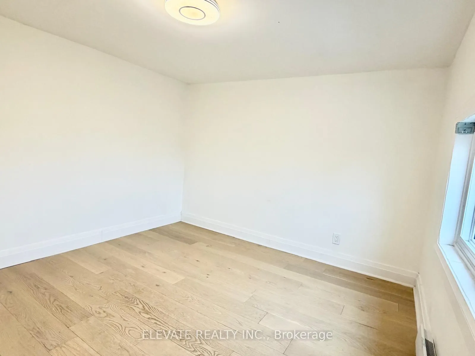 Photo 15 of Unit Unit # 3, 275 Lauder Avenue, Toronto, Oakwood Village — HOMEH