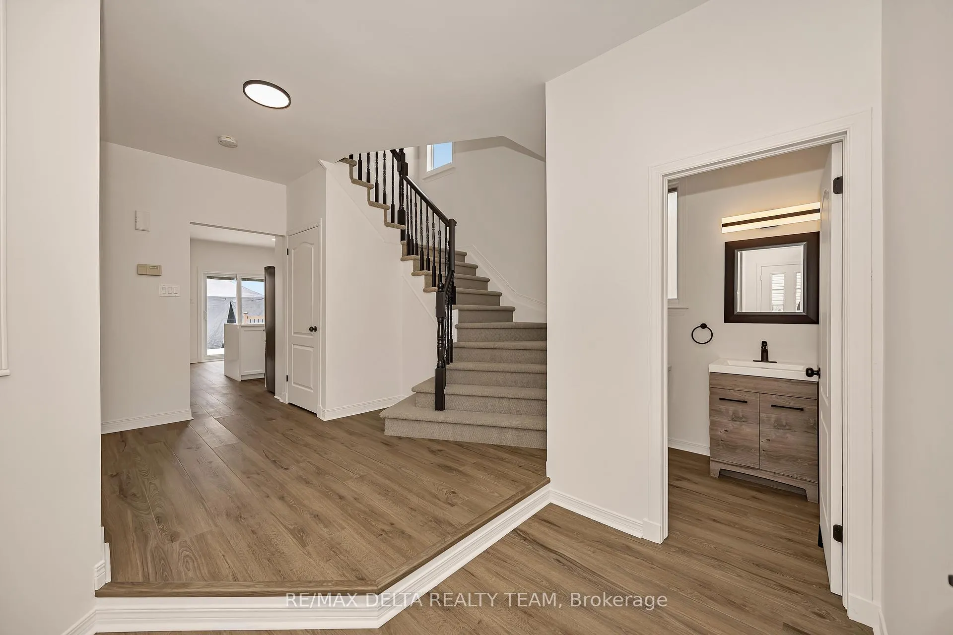 Photo 12 of 2164 Sojourn Street, Ottawa, Notting Hill/Summerside — HOMEH