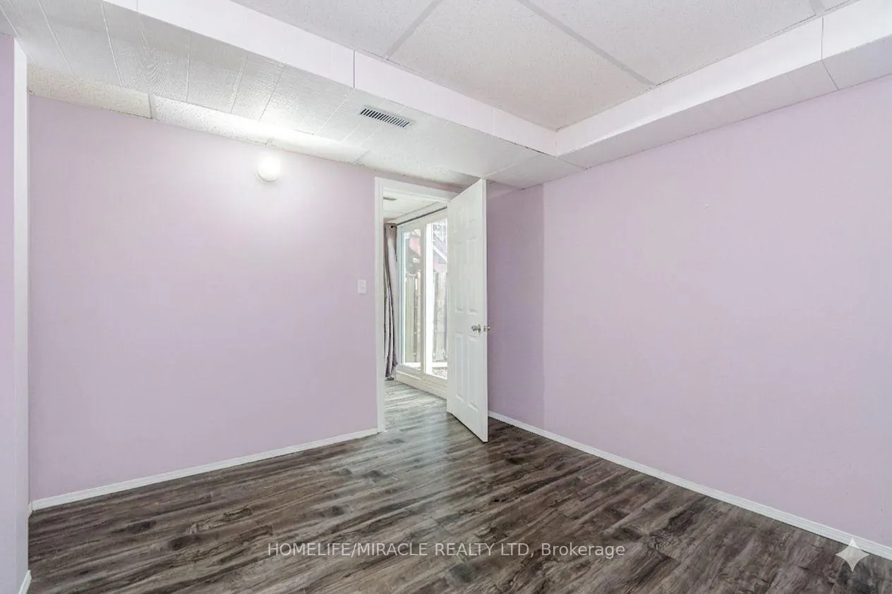 Photo 22 of 62 Elmvale Avenue, Brampton, Heart Lake West — HOMEH