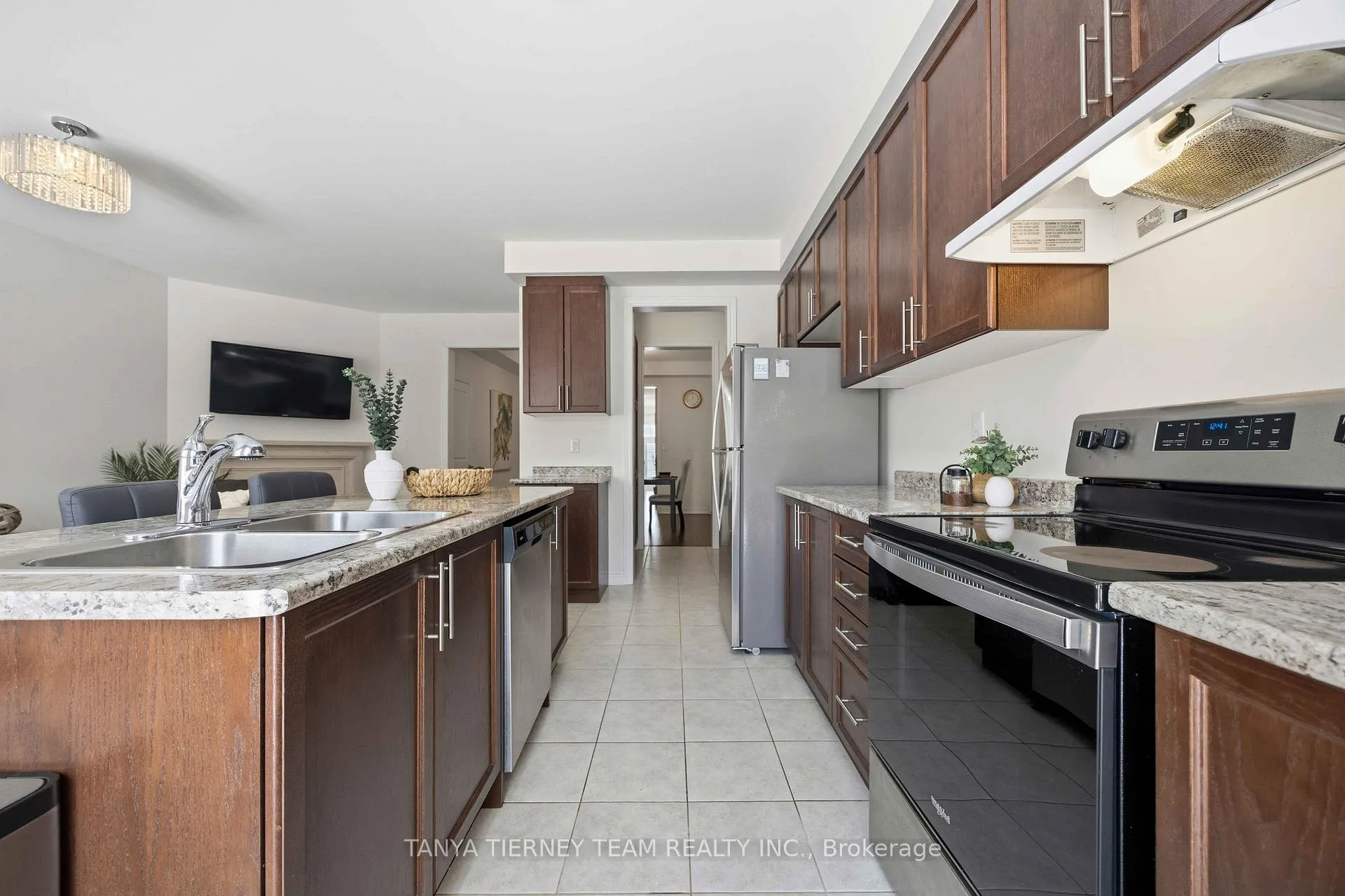 Photo 21 of 34 Mulgrave Street, Whitby, Rural Whitby — HOMEH