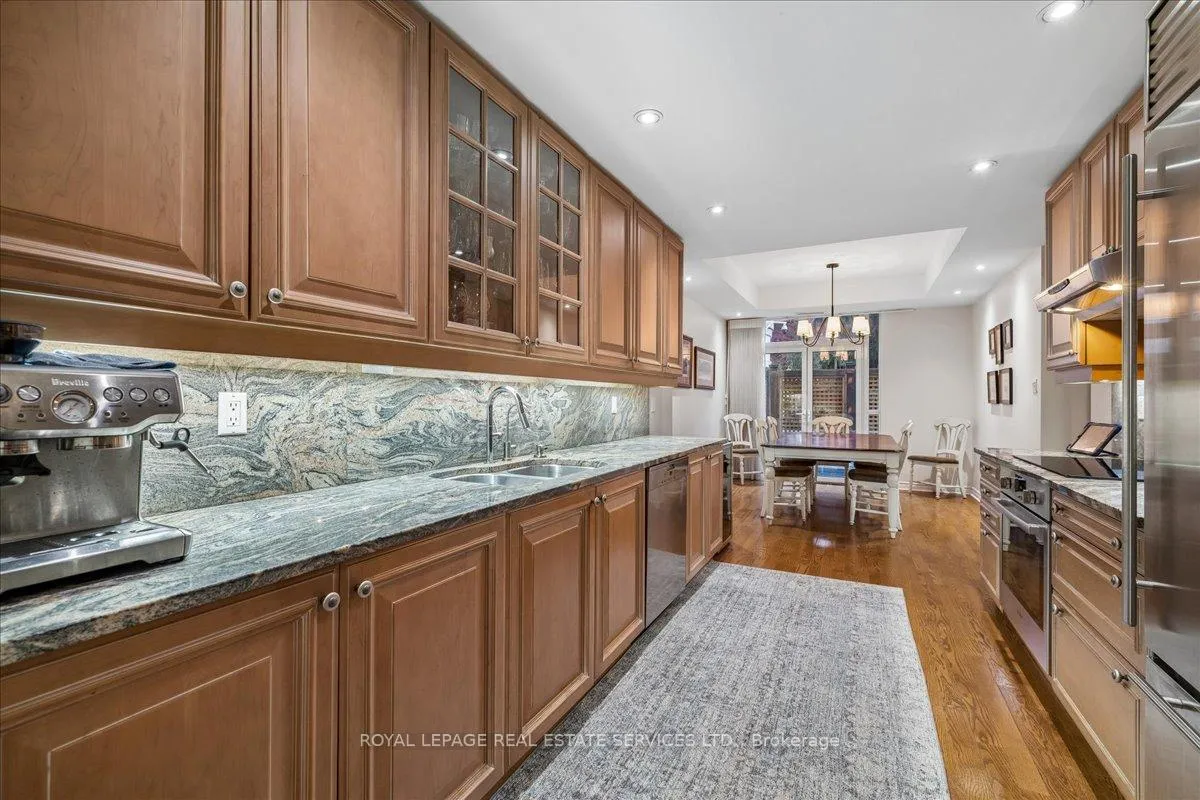 Photo 24 of Unit 206, 1900 Collegeway, Mississauga, Erin Mills — HOMEH