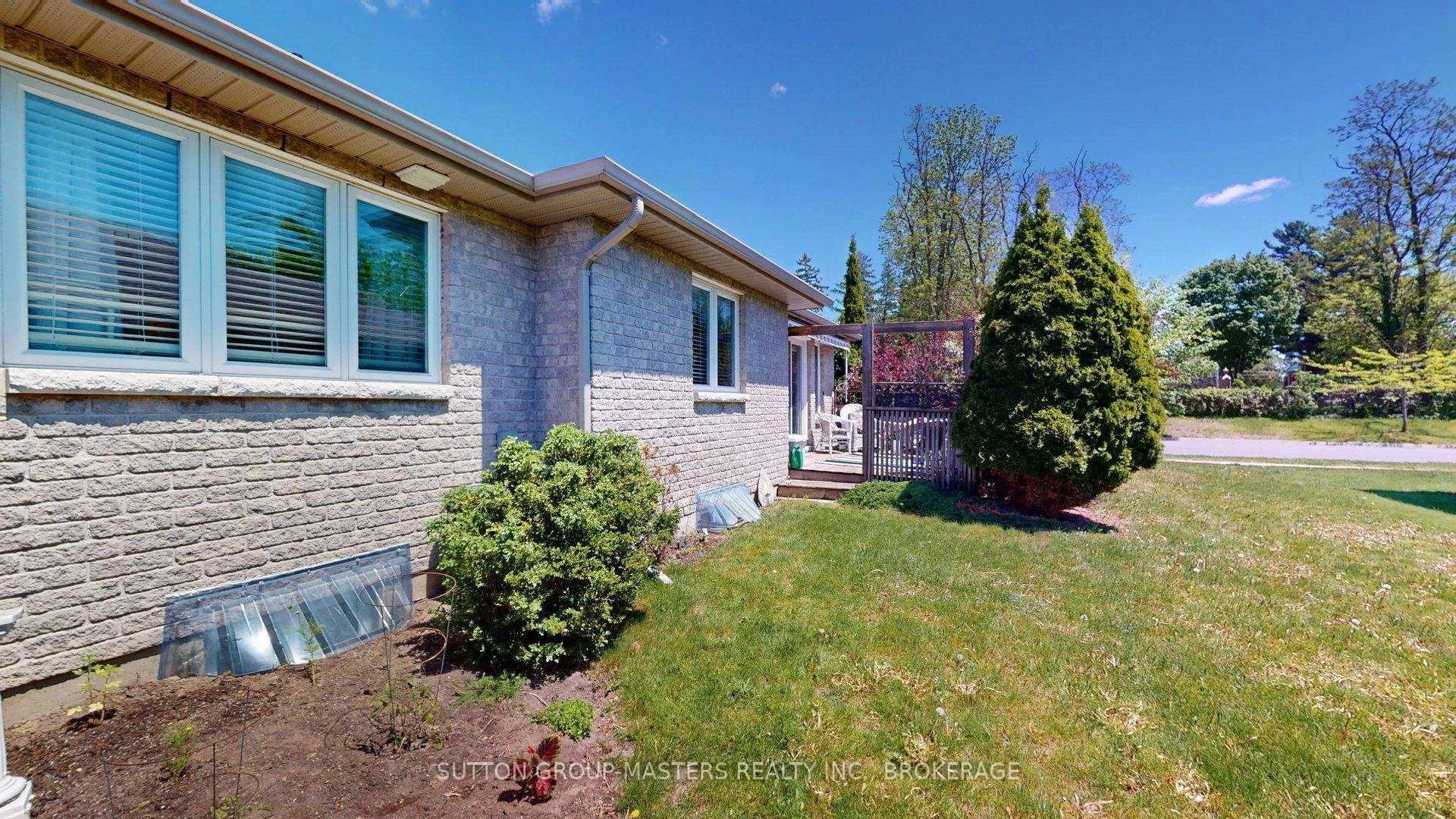 Photo 5 of 62 Ellesmeer Avenue, Kingston, City Northwest — HOMEH