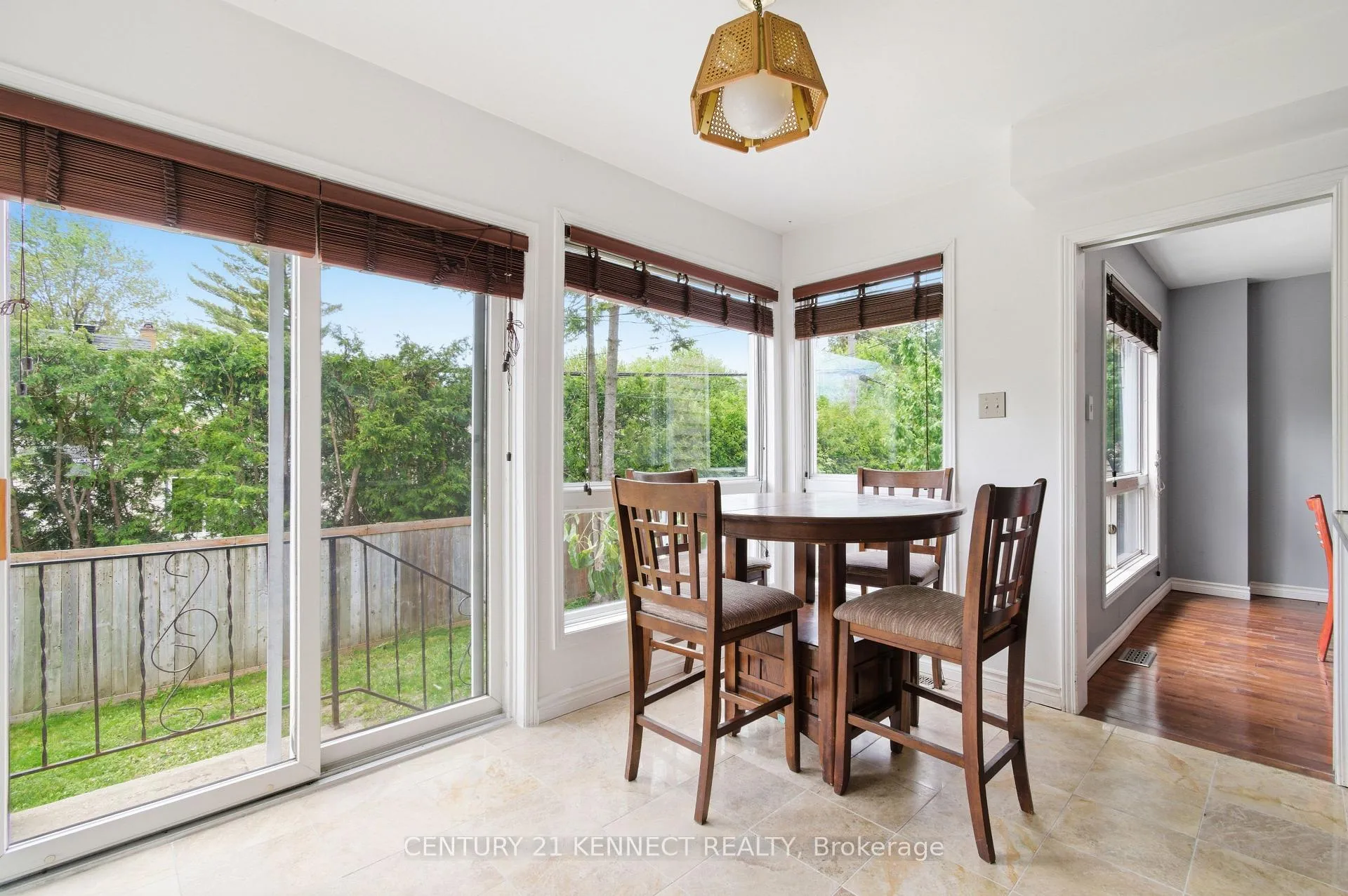 Photo 19 of 848 Fairlawn Avenue, Ottawa, McKellar Heights/Glabar Park — HOMEH