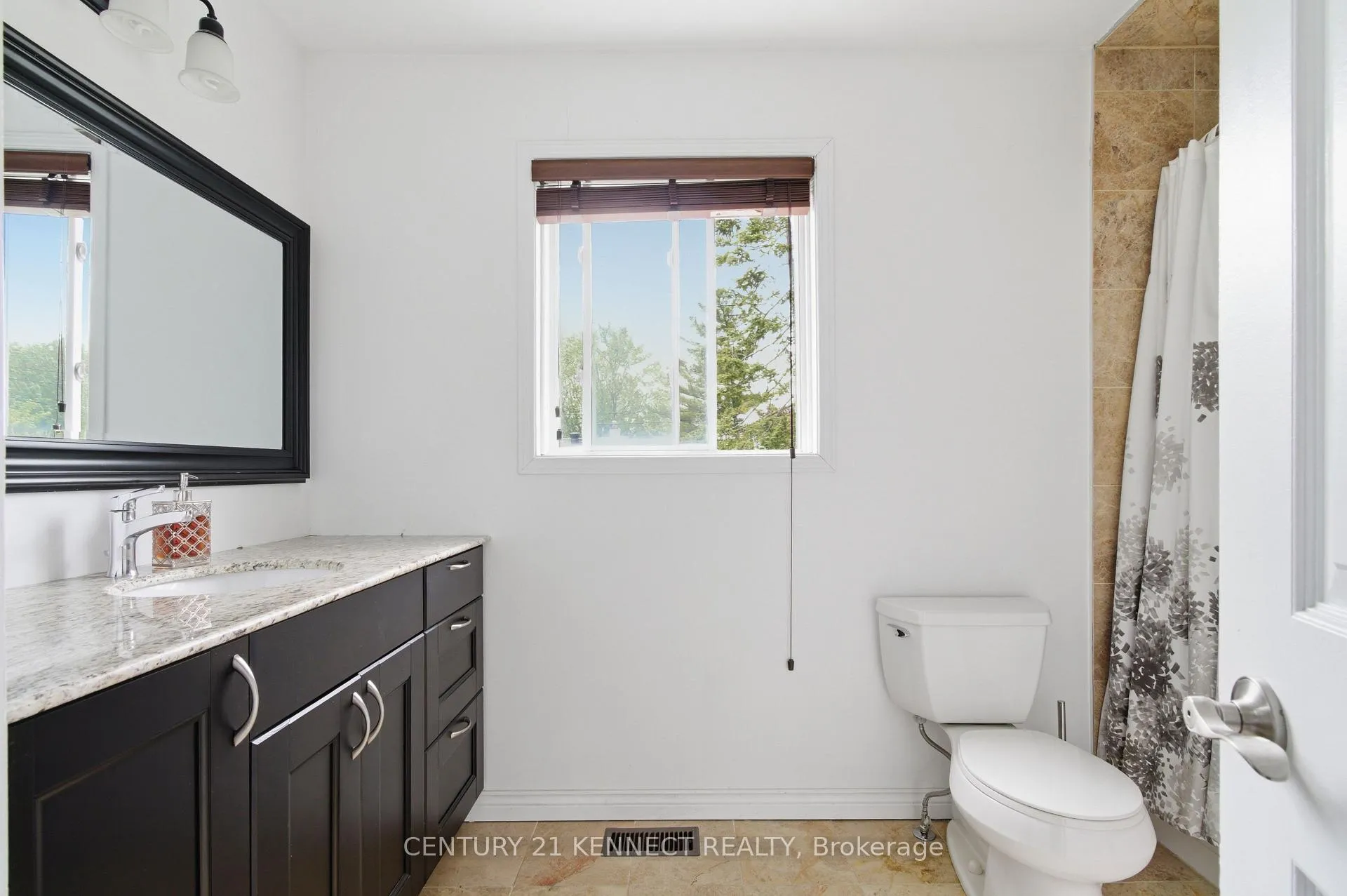 Photo 51 of 848 Fairlawn Avenue, Ottawa, McKellar Heights/Glabar Park — HOMEH