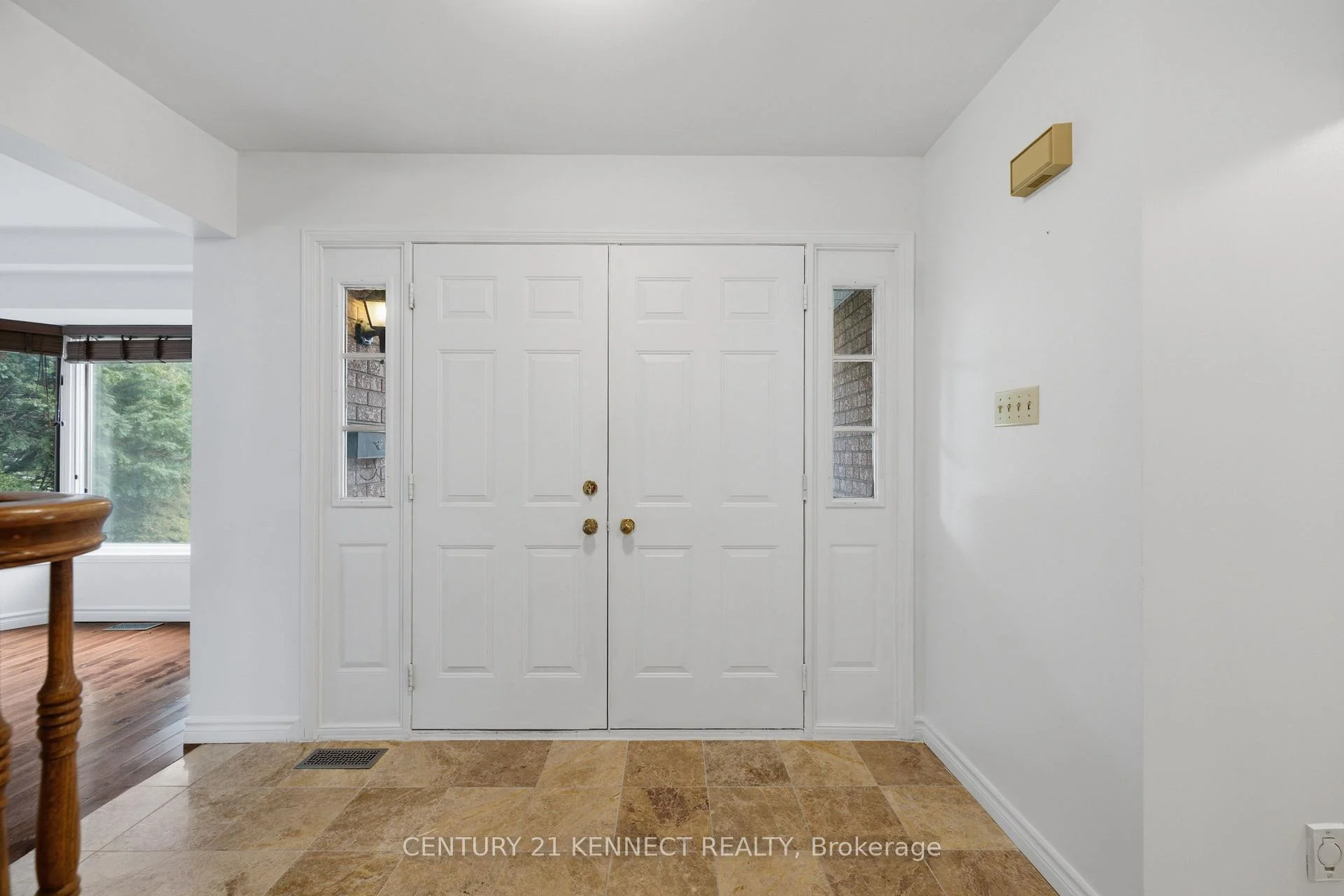 Photo 8 of 848 Fairlawn Avenue, Ottawa, McKellar Heights/Glabar Park — HOMEH
