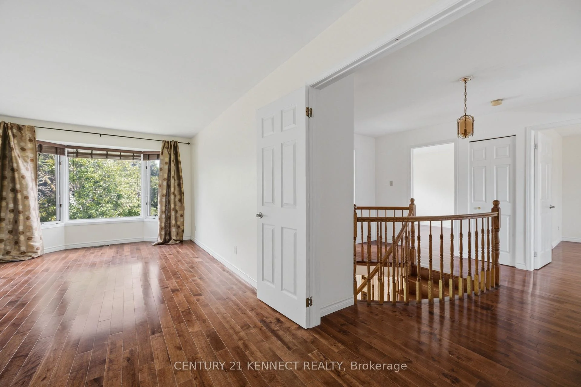Photo 32 of 848 Fairlawn Avenue, Ottawa, McKellar Heights/Glabar Park — HOMEH
